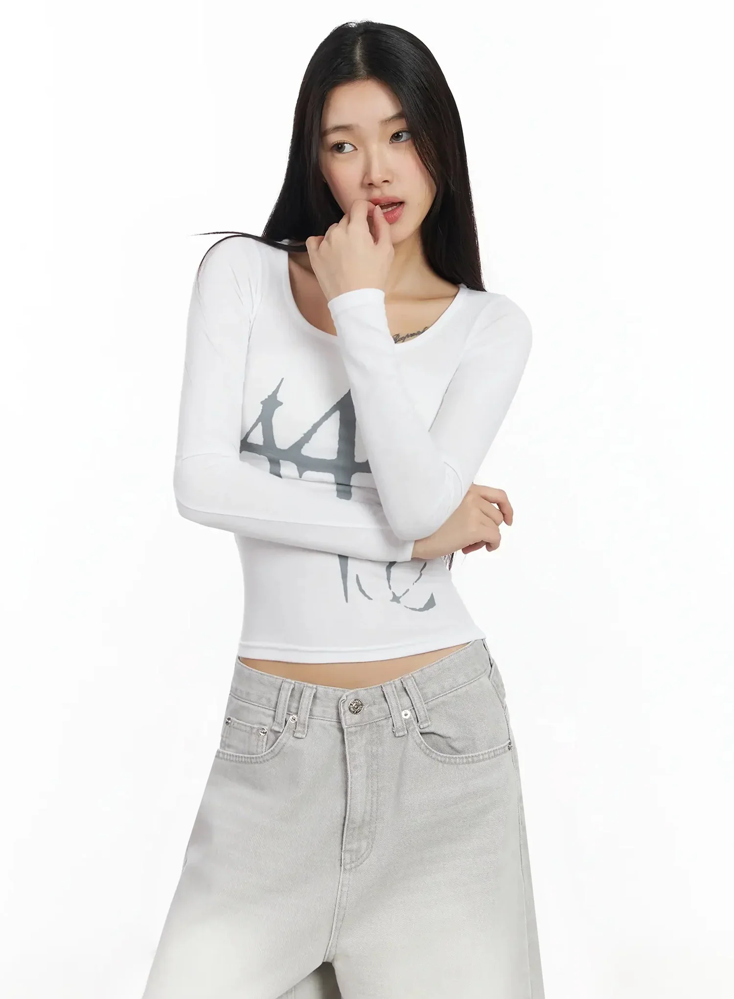 Graphic Print Slim Long Sleeve Tee IA508 - Image 8