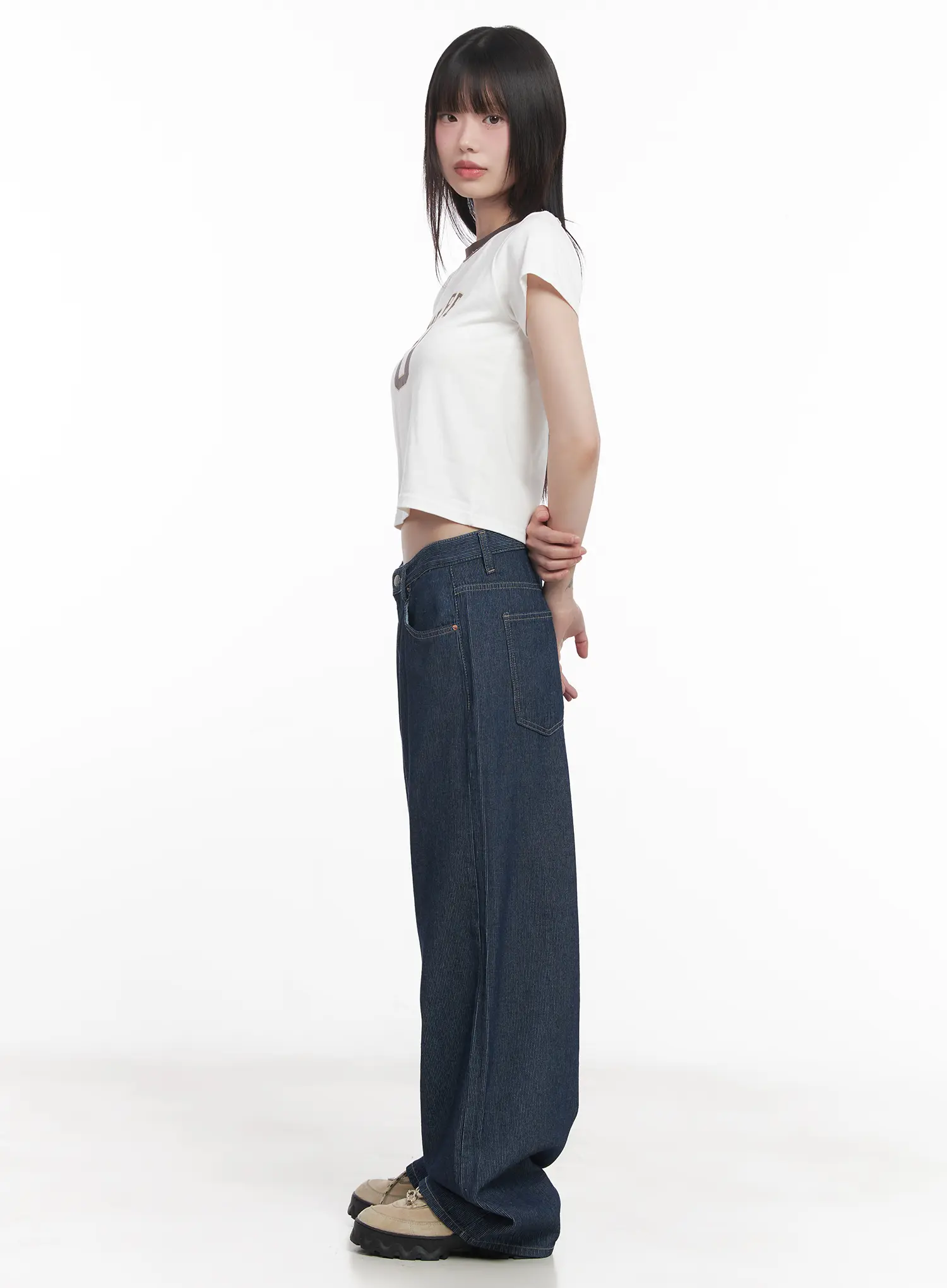 Graphic Two-Tone Crop Tee CU518 - Image 4