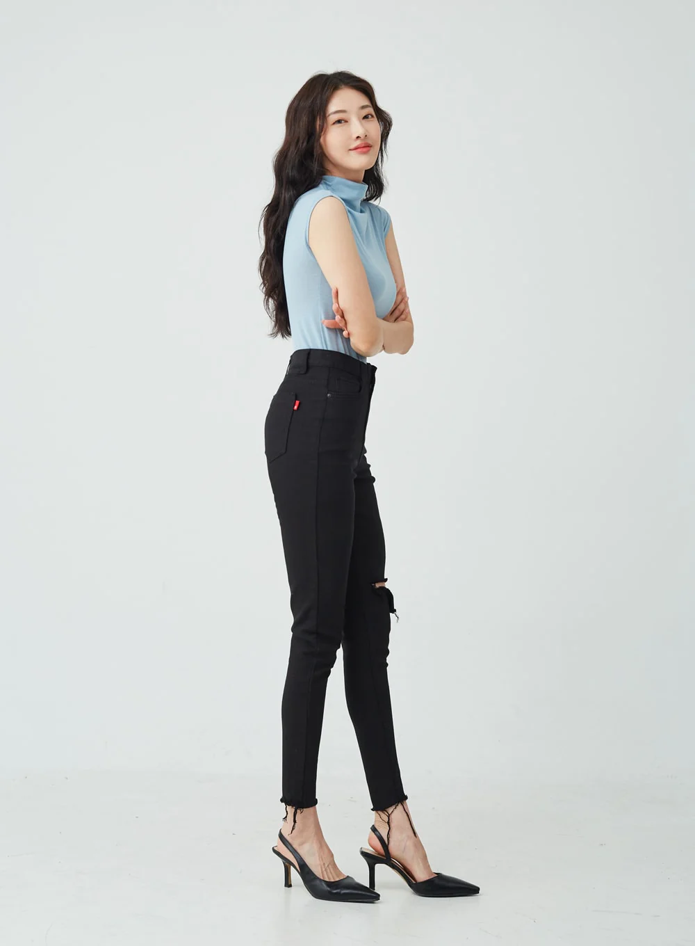 Half Neck Sleeveless T-Shirt IU26 - Image 6