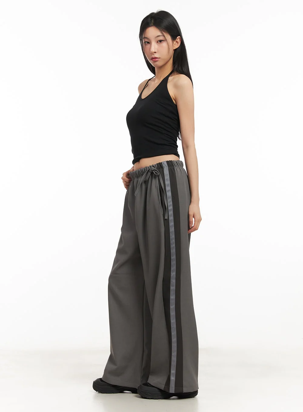 Halter-Neck Crop Tank Top CM503 - Image 4