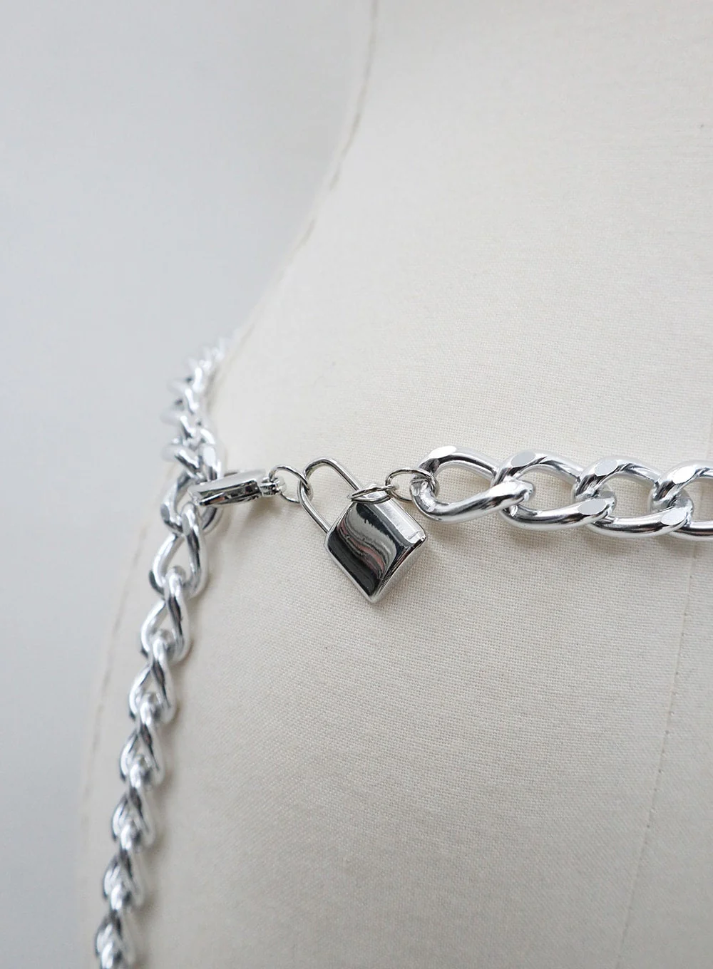 Heart And Padlock Chain Belt BD23 - Image 11
