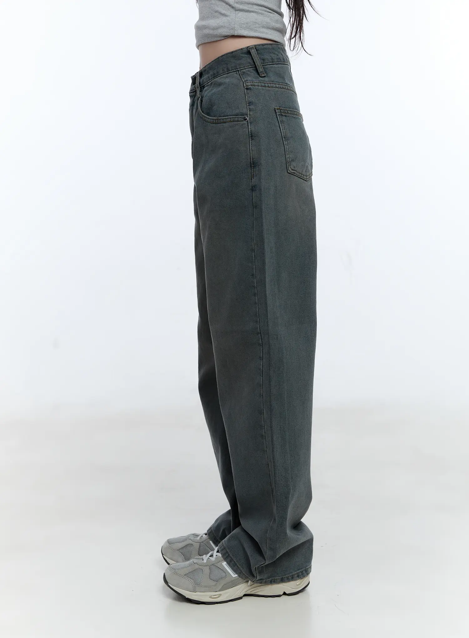 Herri Relaxed Semi-Wide Jeans CG512 - Image 5