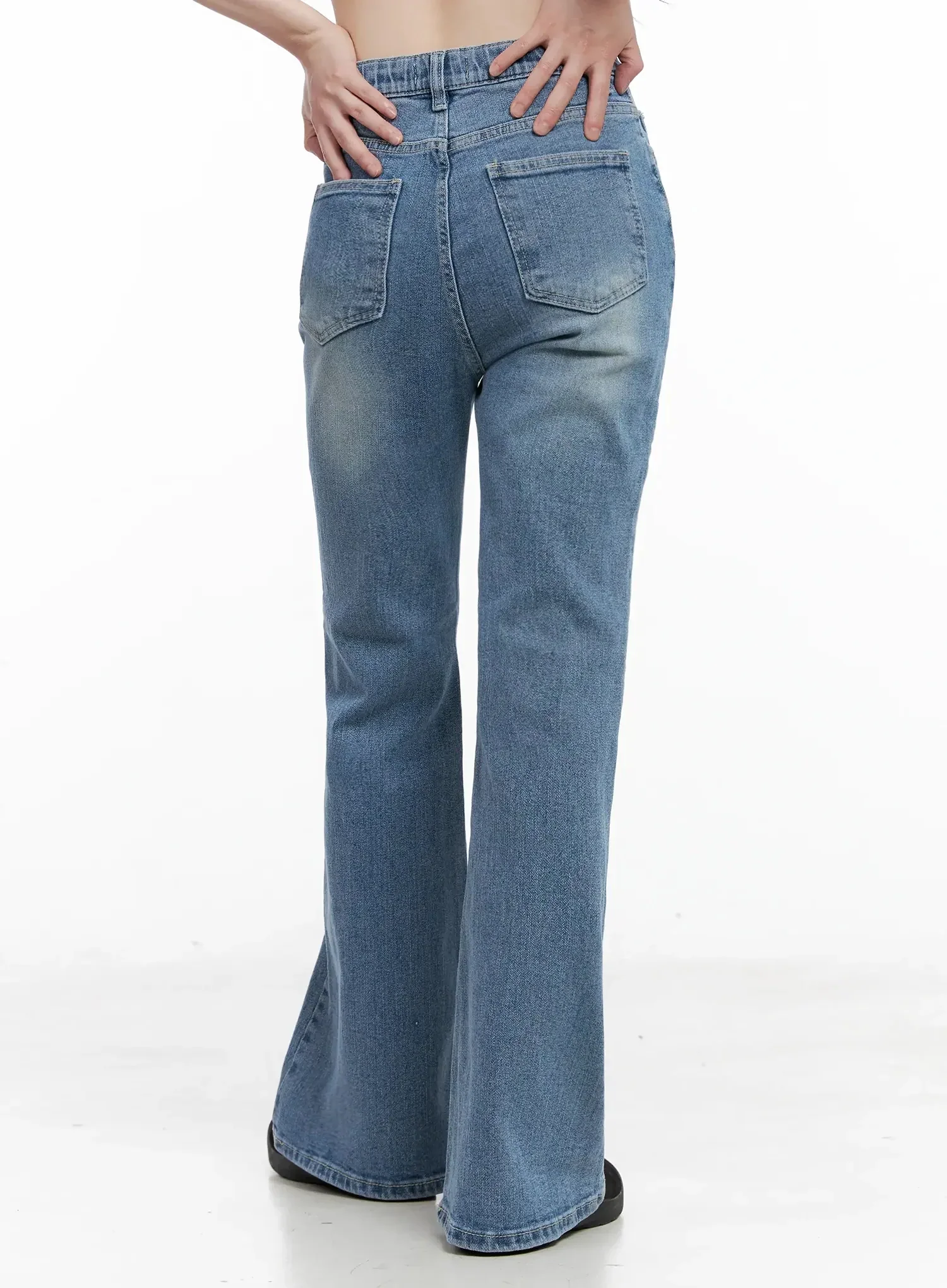 Hikaru High-Waist Flare Jeans IL531 - Image 12
