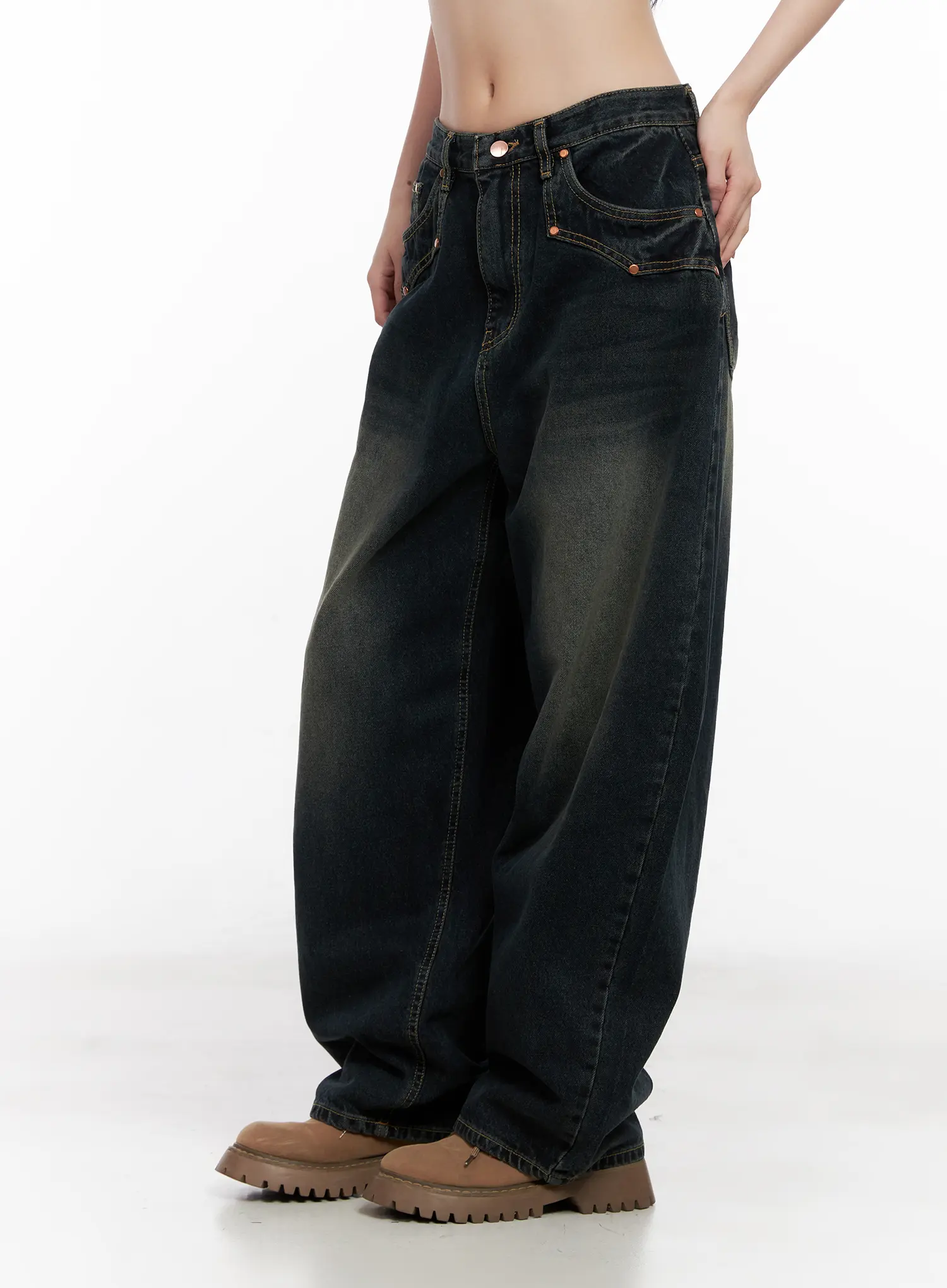 Hyer Washed Wide-Leg Jeans CG522 - Image 6