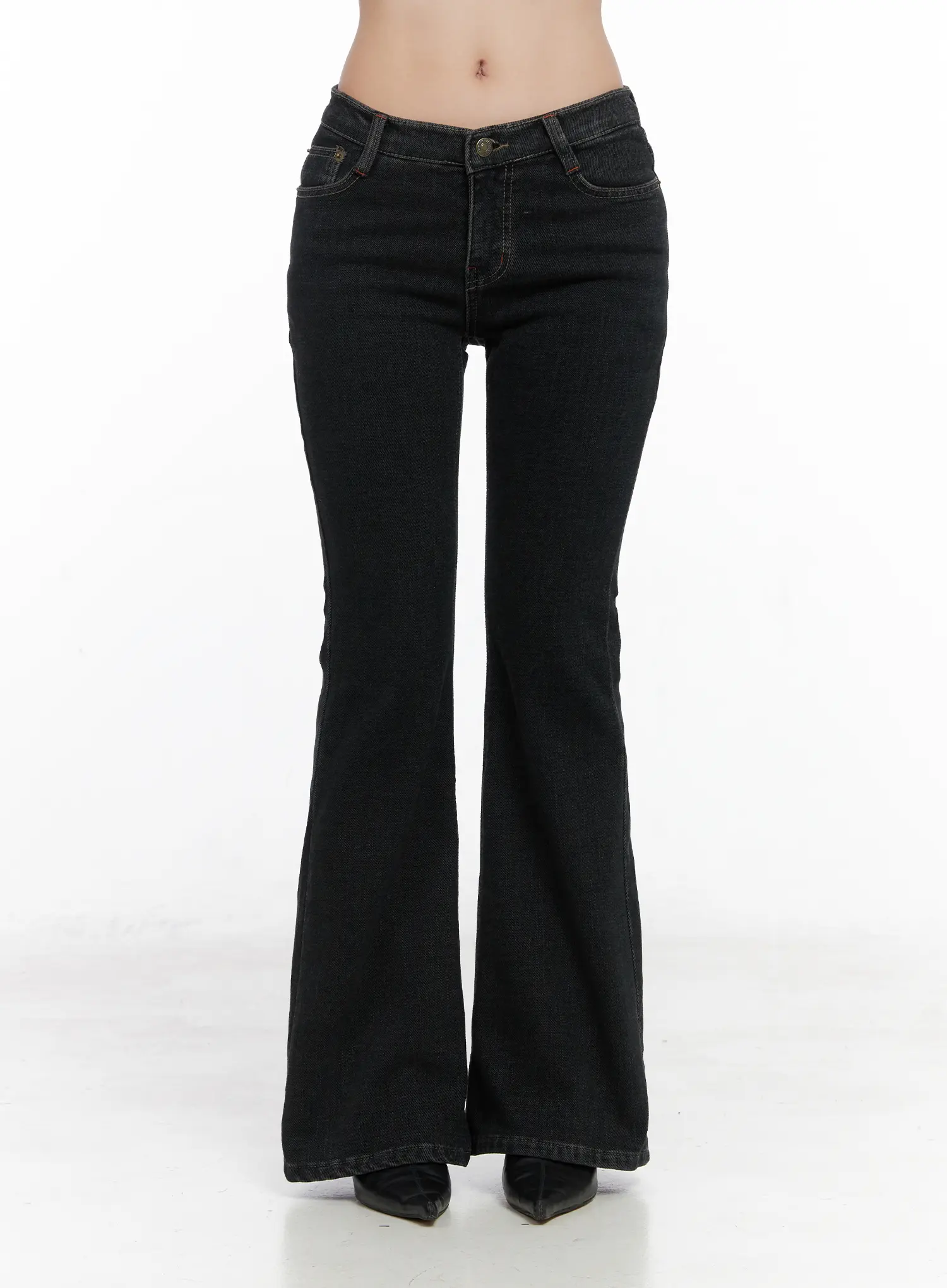 Inaya Low-Rise Flared Hip Pad Jeans CN514 - Image 9