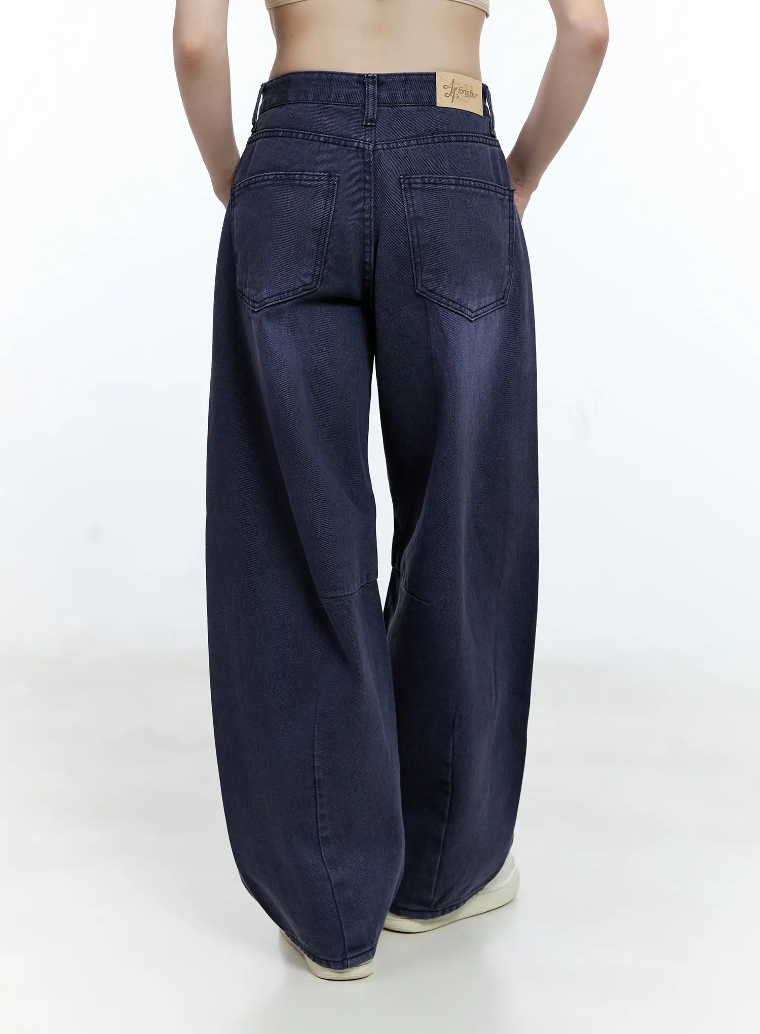 Jaeyoung Washed Wide-Leg Jeans CG507 - Image 5