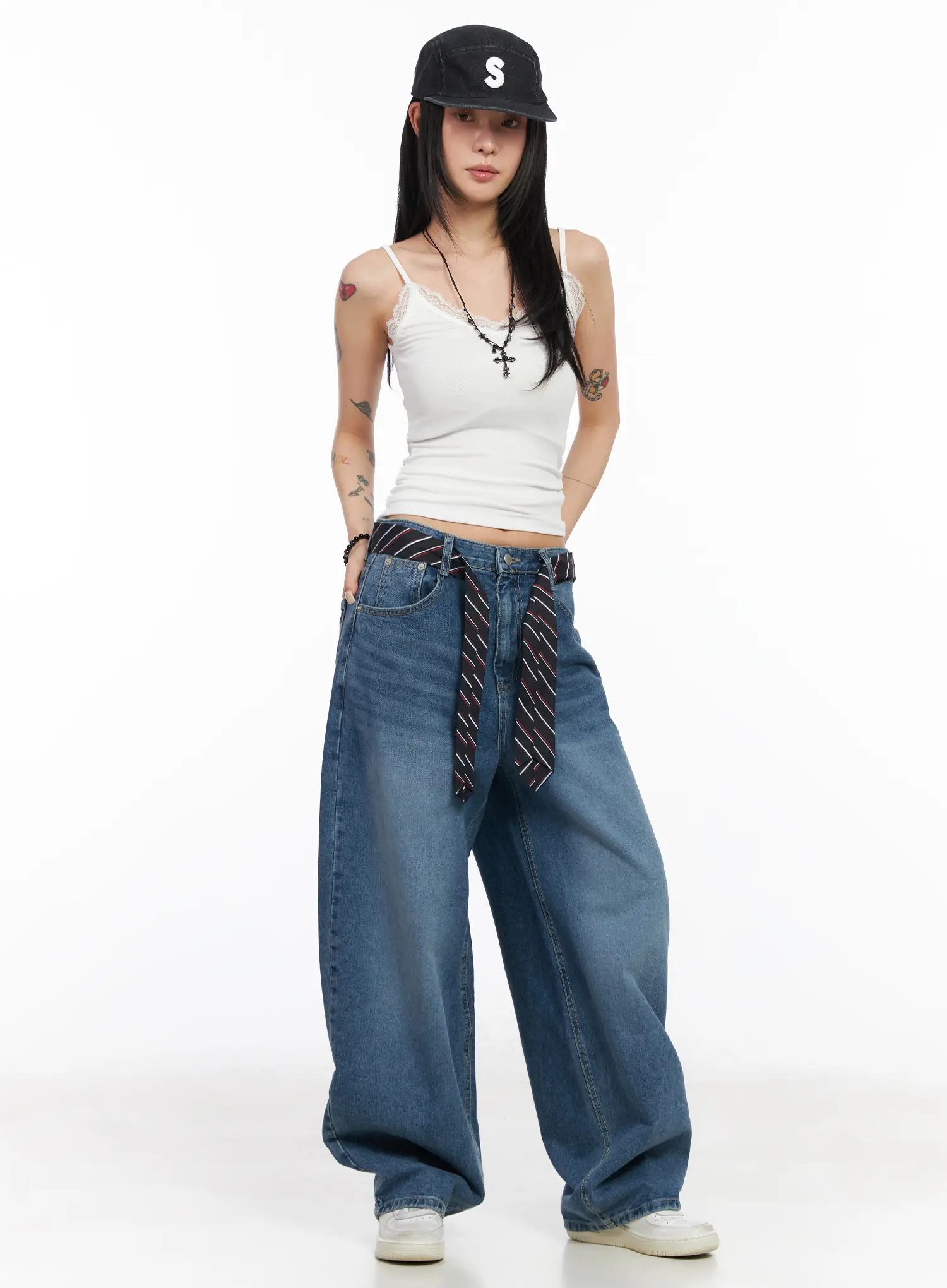 Jieu Vintage-Washed Wide Leg Jeans CM516