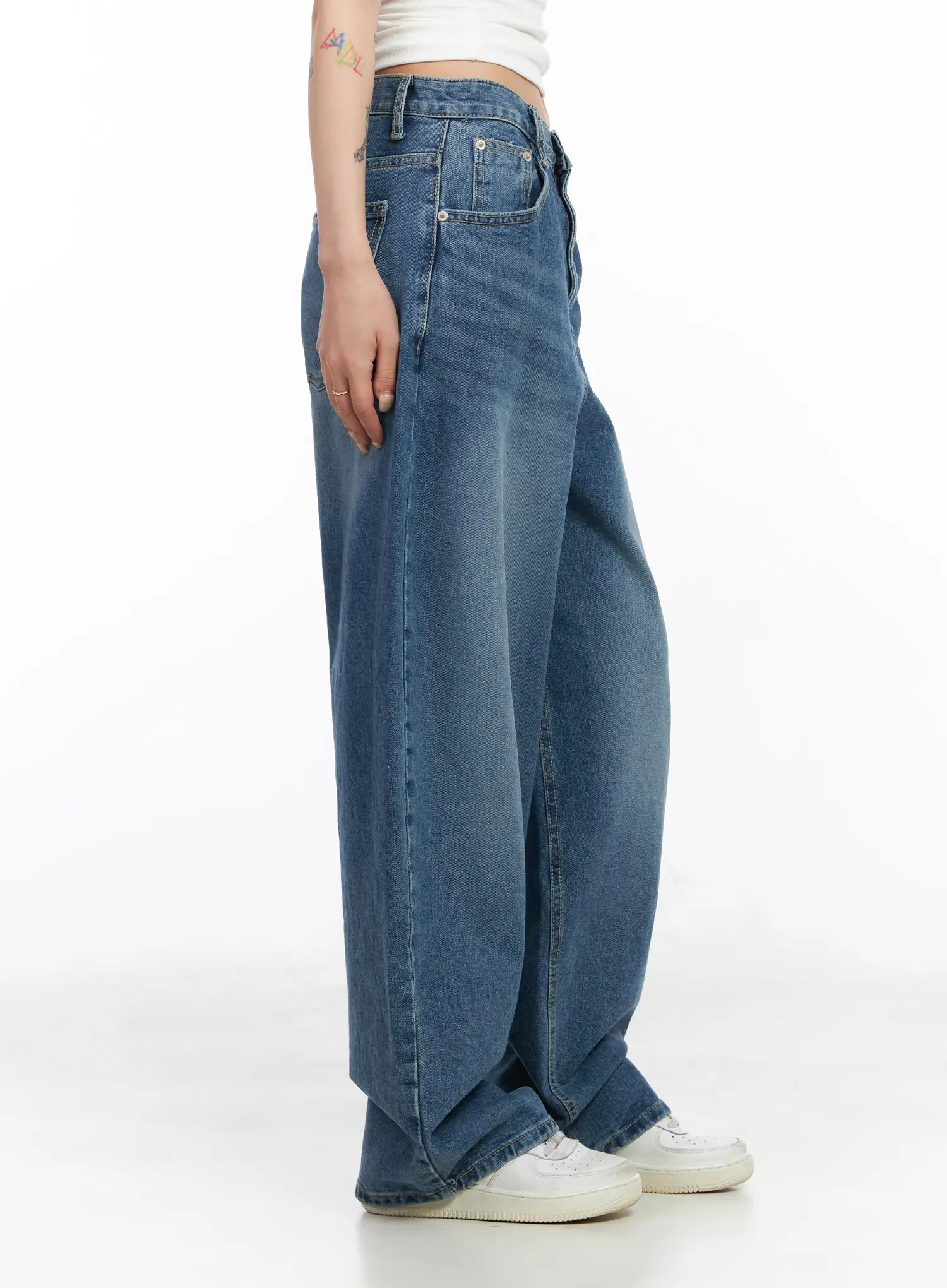 Jieu Vintage-Washed Wide Leg Jeans CM516 - Image 4