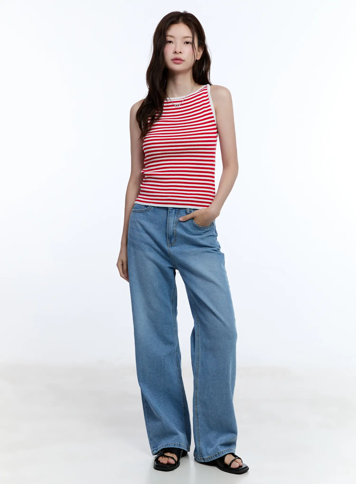 Jisoo Straight-Fit Jeans CU513 - Image 3