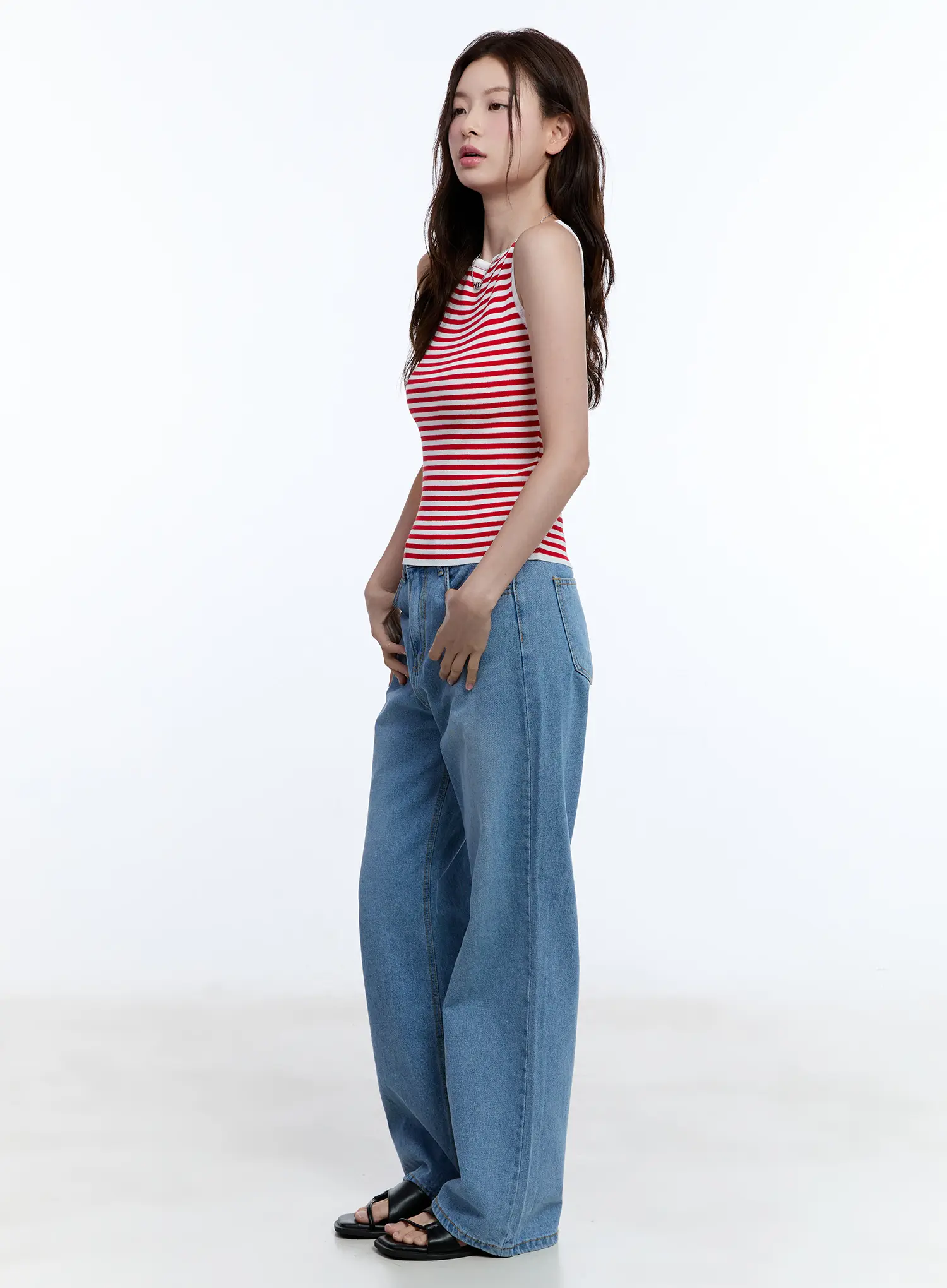 Jisoo Straight-Fit Jeans CU513 - Image 4