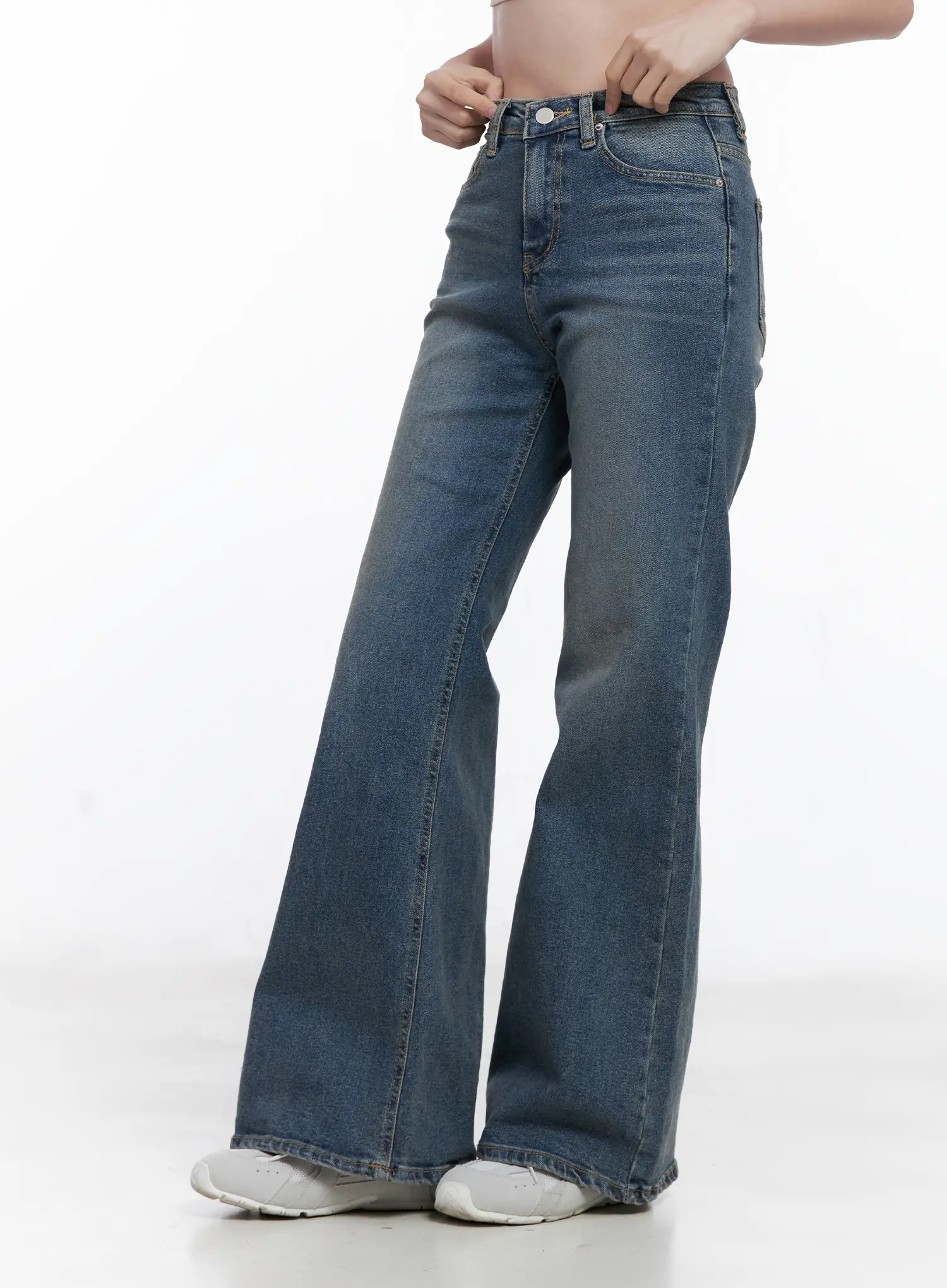 Juae High Waist Flare Jeans CG520 - Image 4