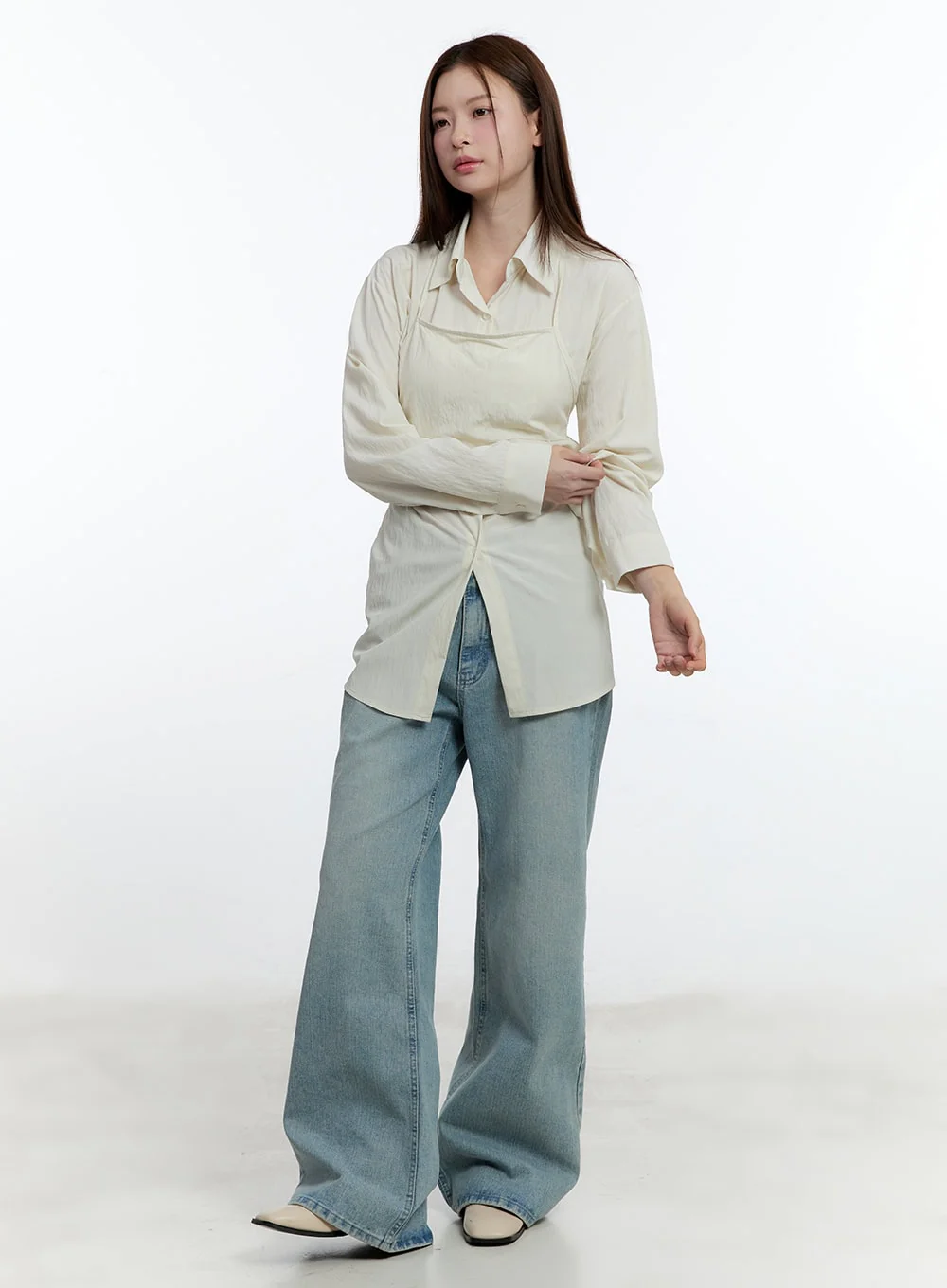 Kacy Washed Wide-Fit Flared Jeans CM521 - Image 7