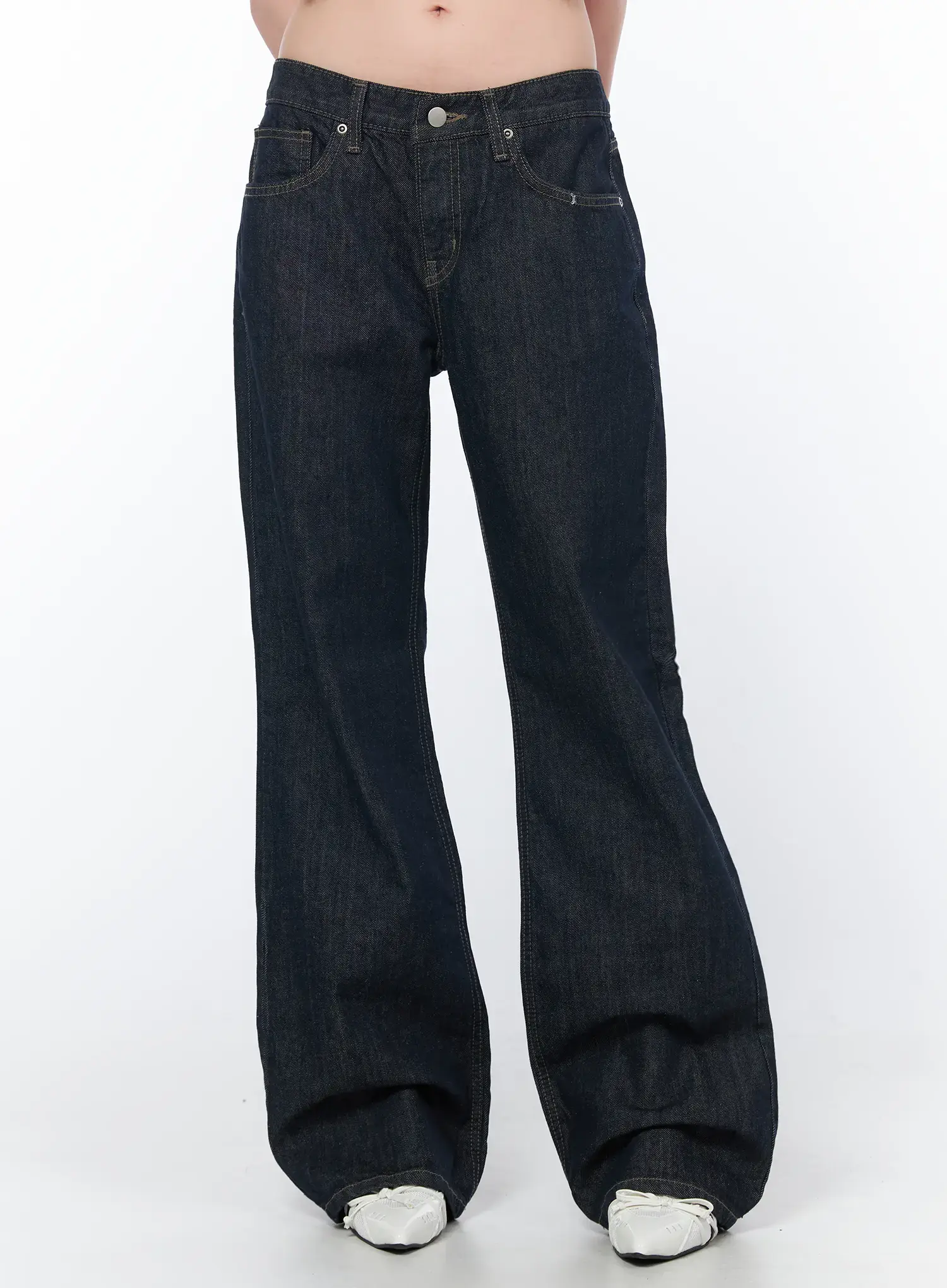 Keziah Straight-Leg Jeans CA529 - Image 2