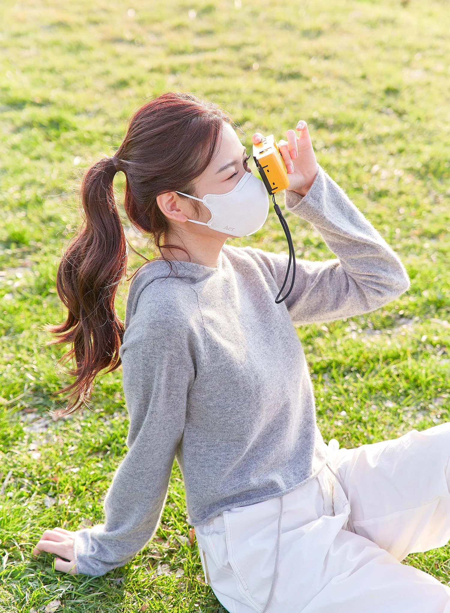 KF94 Contour Light Mask (10pcs) - Image 9