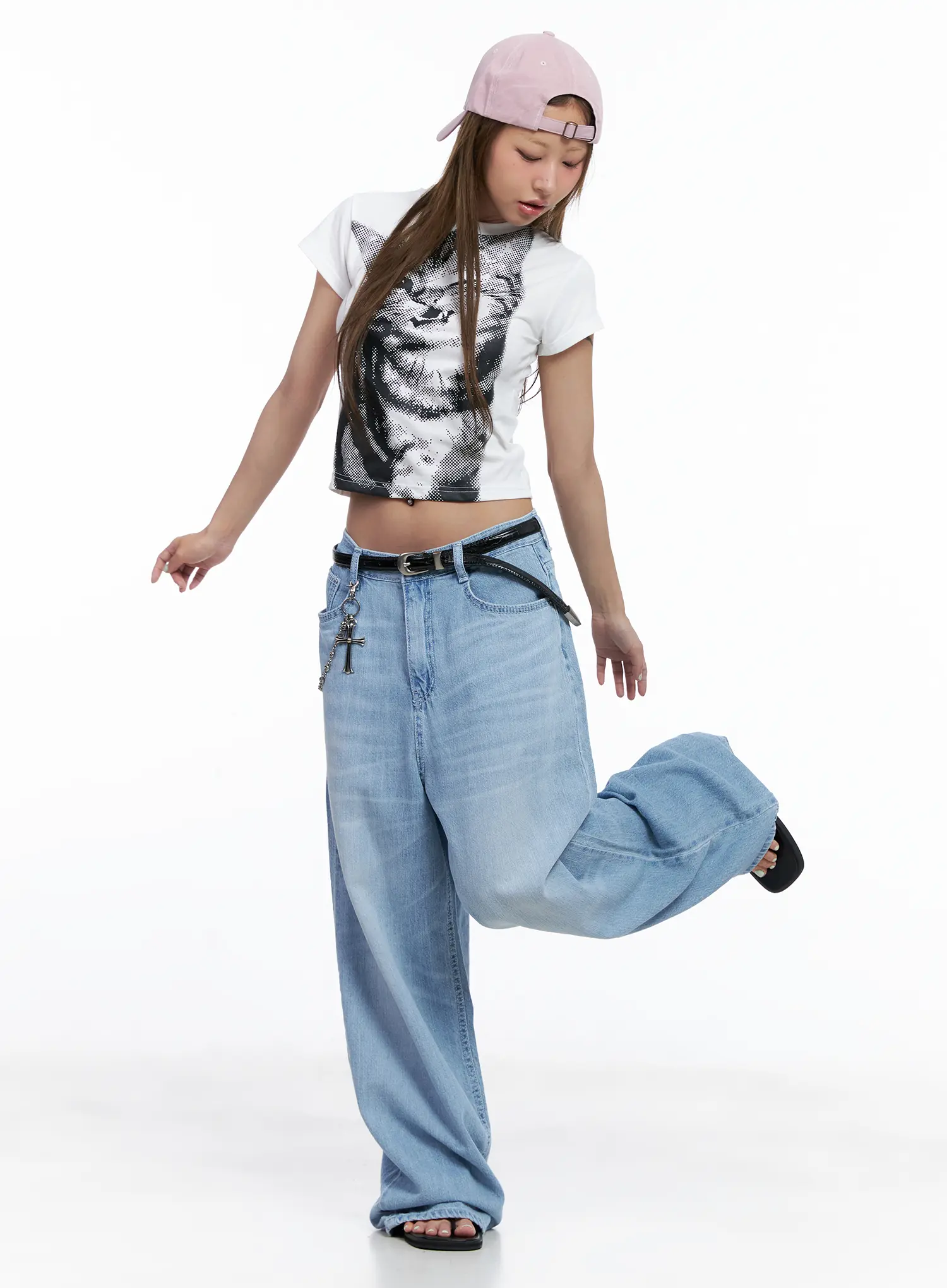 Kitty Graphic Crop Tee CL510 - Image 3