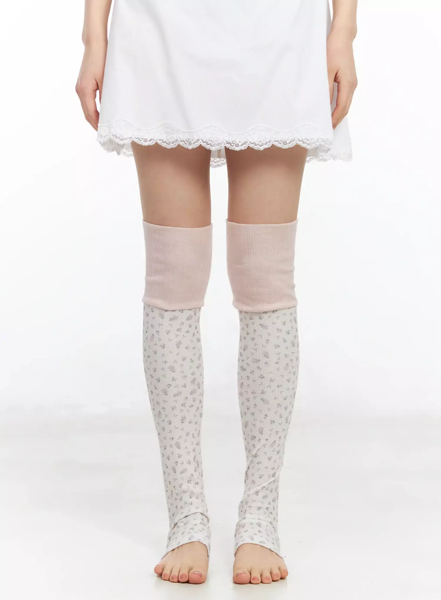 Knee-High Flower Leg Warmers IM509 - Image 4