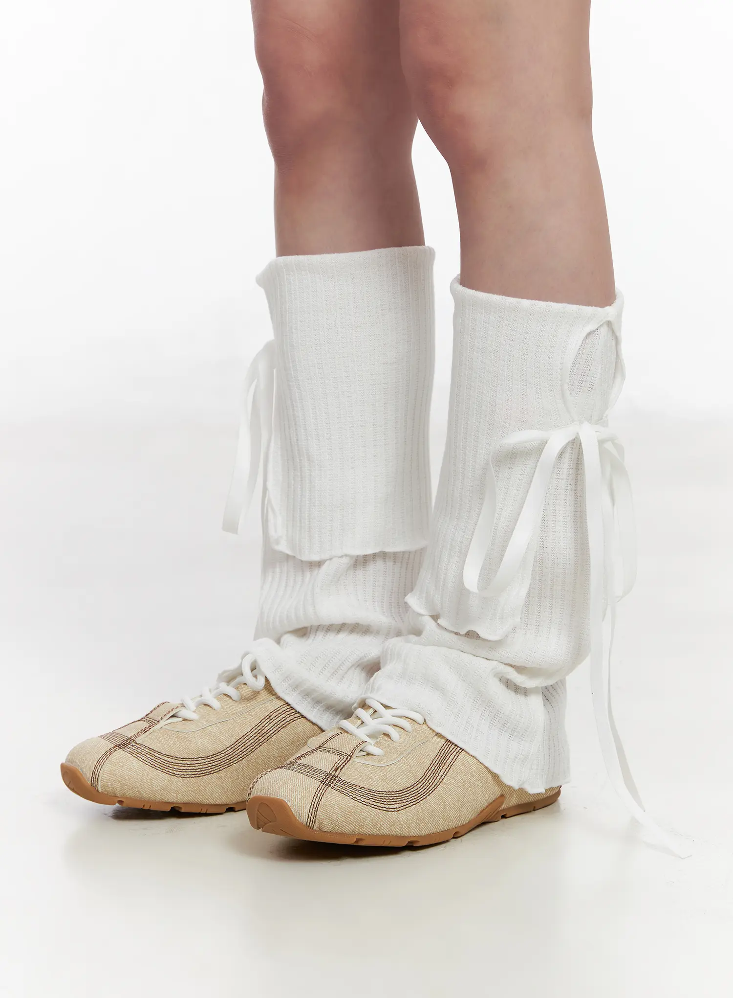 Knit Ribbon Leg Warmers CM531 - Image 4