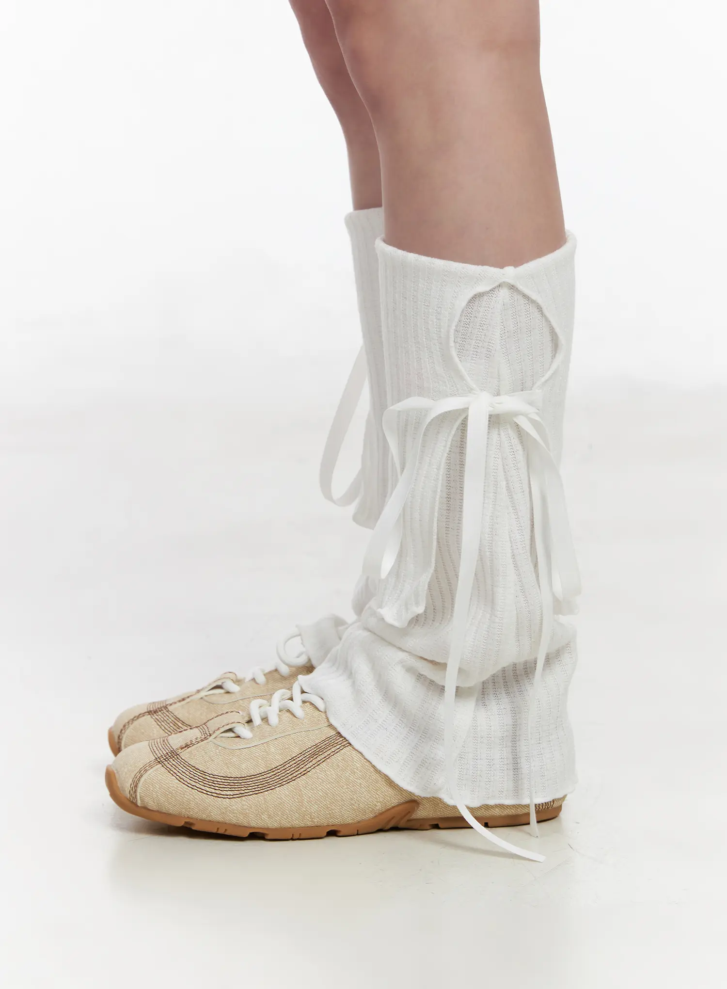 Knit Ribbon Leg Warmers CM531 - Image 5