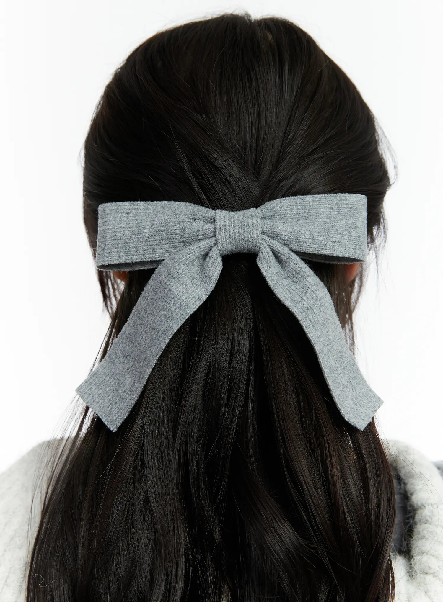 Knitted Bow Hairclip CD514