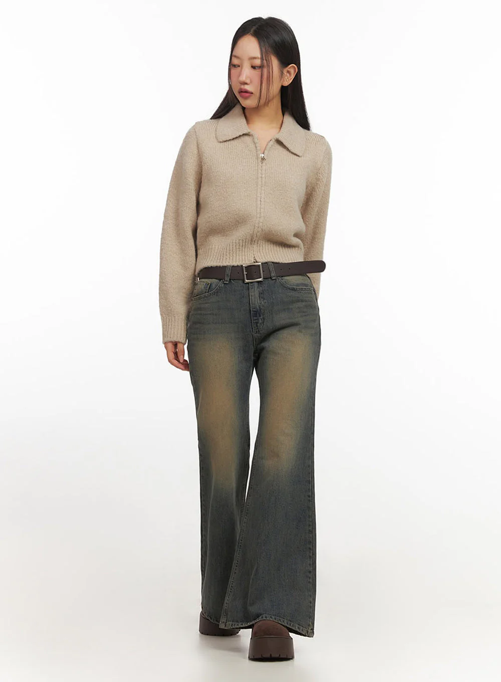 Kourtney Vintage Wash Flared Jeans IF510 - Image 2