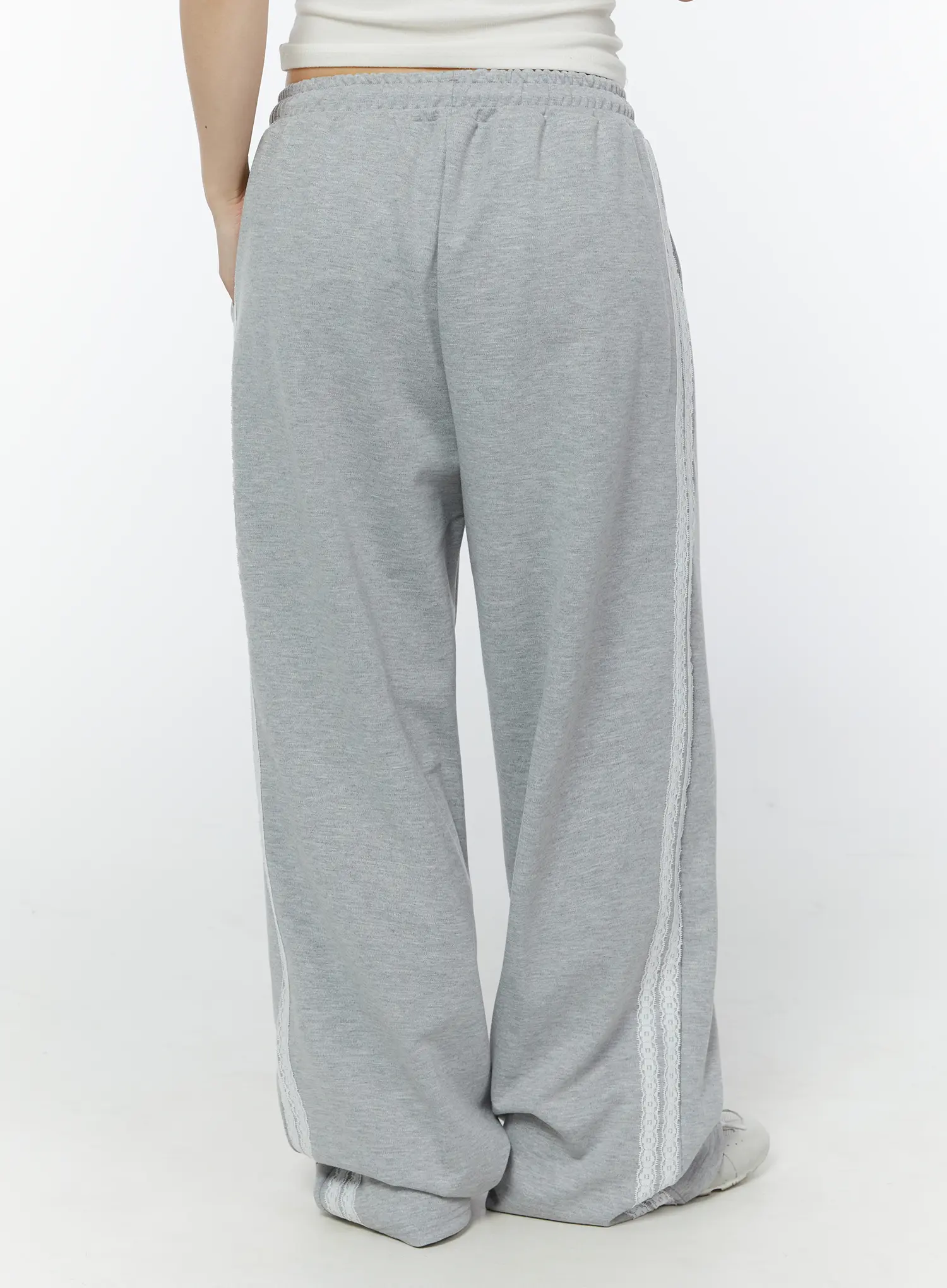 Lace Accent Wide-Leg Sweatpants IY507 - Image 3