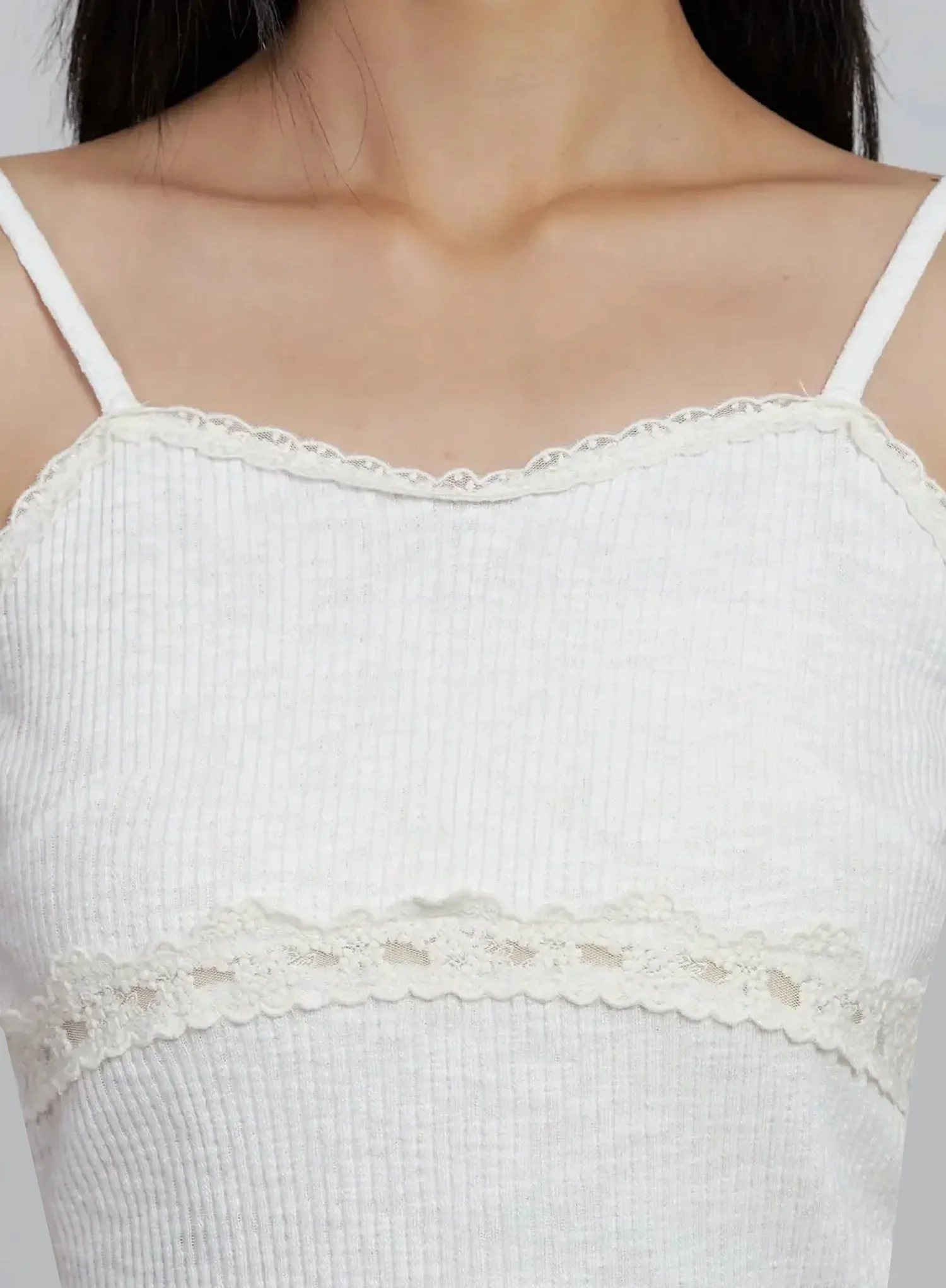 Lace Trim Sleeveless Camisole IM520 - Image 6