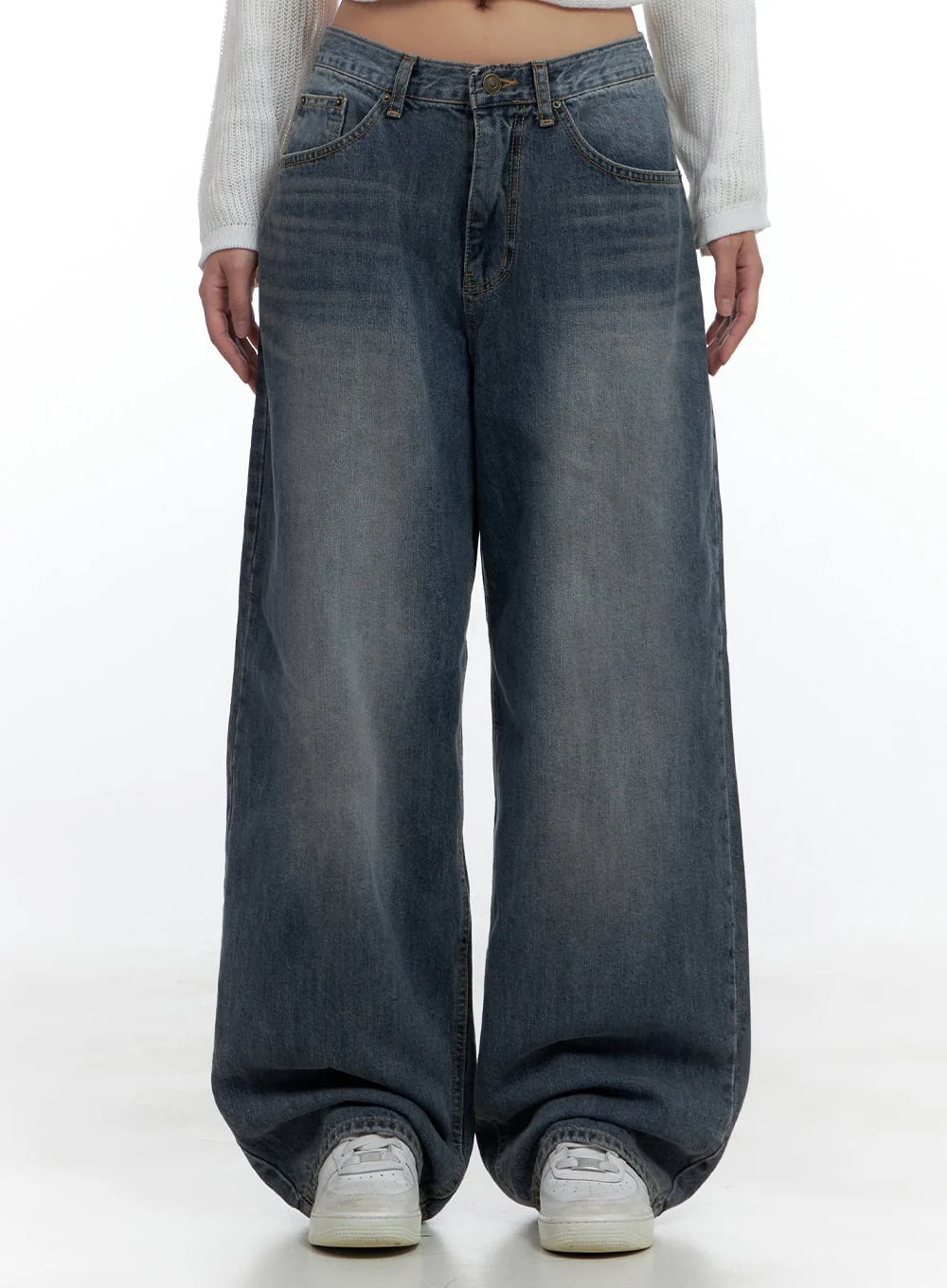 Lana Oversized Wide-Leg Jeans CS425