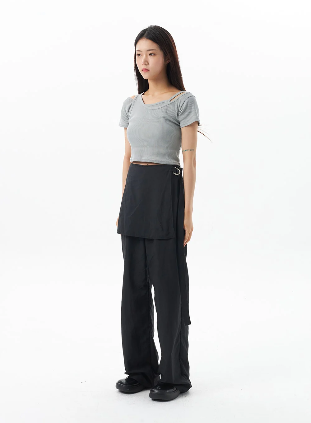 Layered Cropped Tee OU319 - Image 10