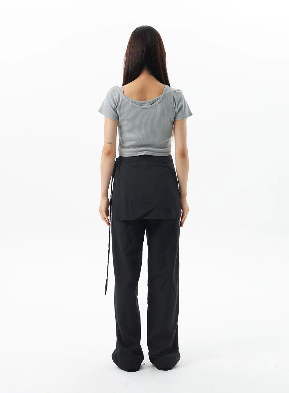 Layered Cropped Tee OU319 - Image 11