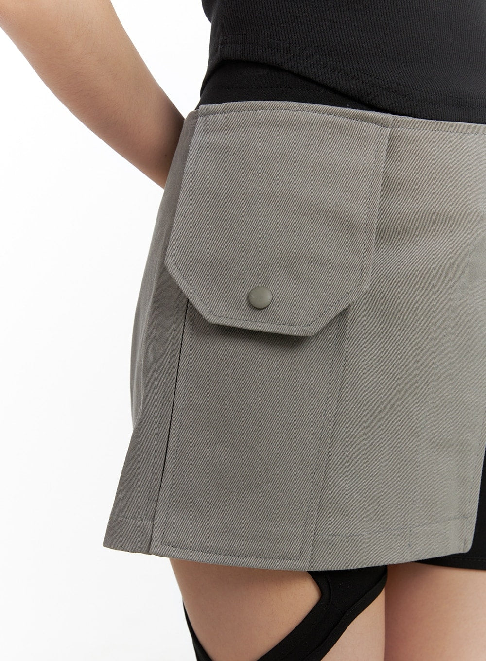 Layered Pocket Skirt CA409 - Image 3