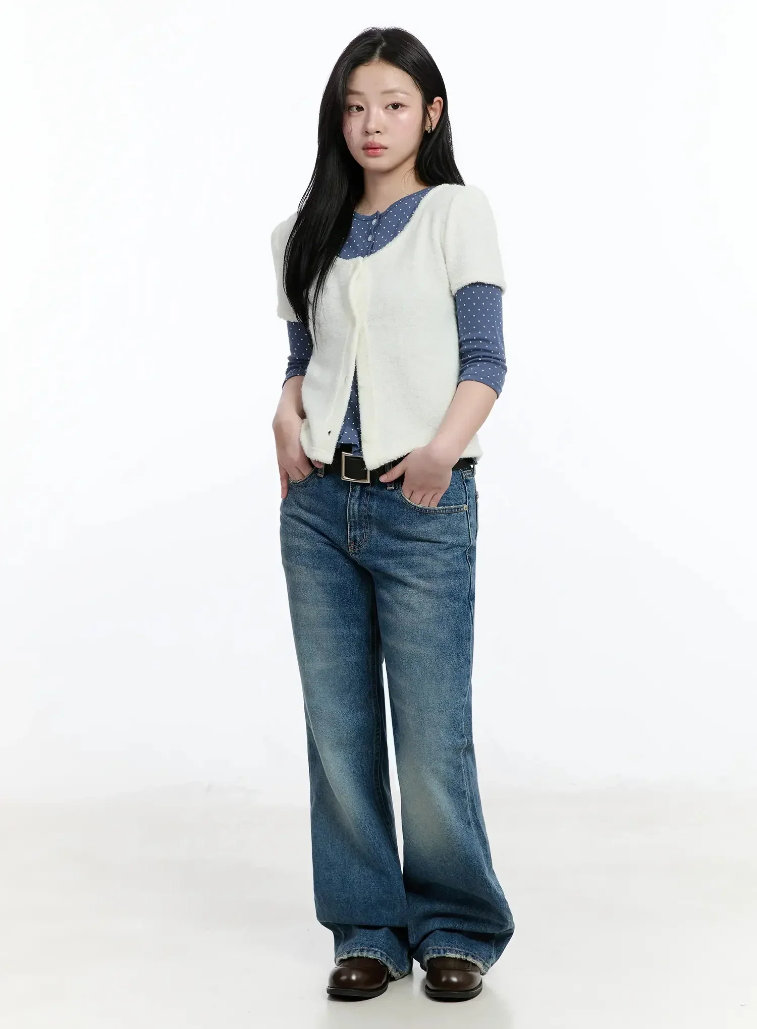 Layia Loose-Fit Flared Bootcut Jeans IM513 - Image 3