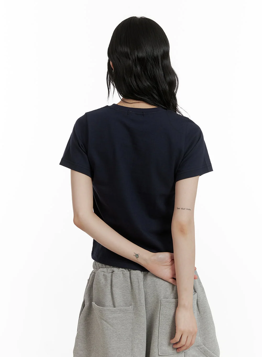 Lettering Crop Top CU413 - Image 5