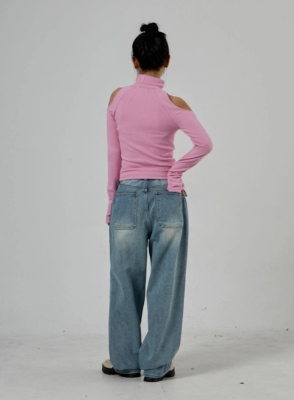 Light Wash Baggy Jeans Unisex CD26 - Image 12