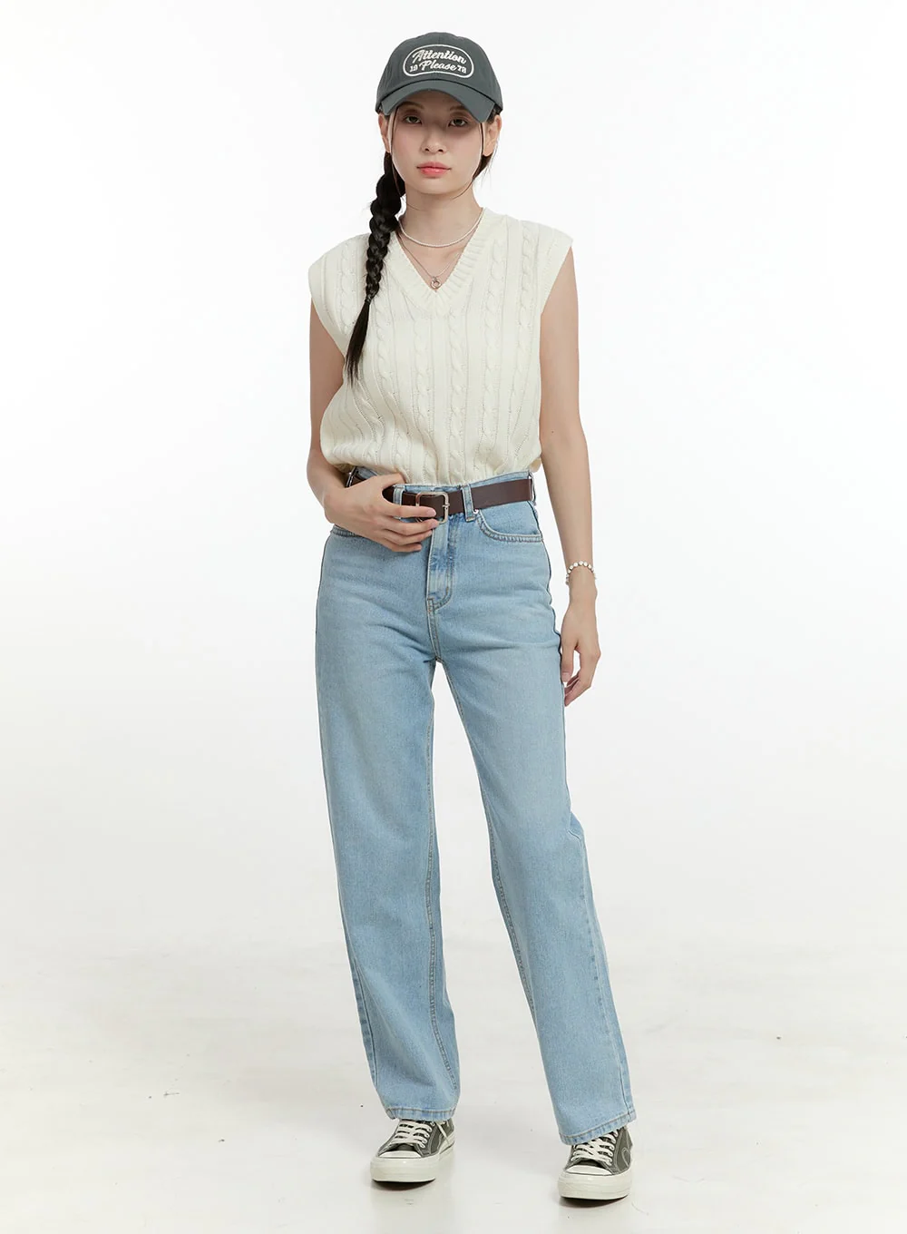 Light Washed Straight Jeans OL423 - Image 2