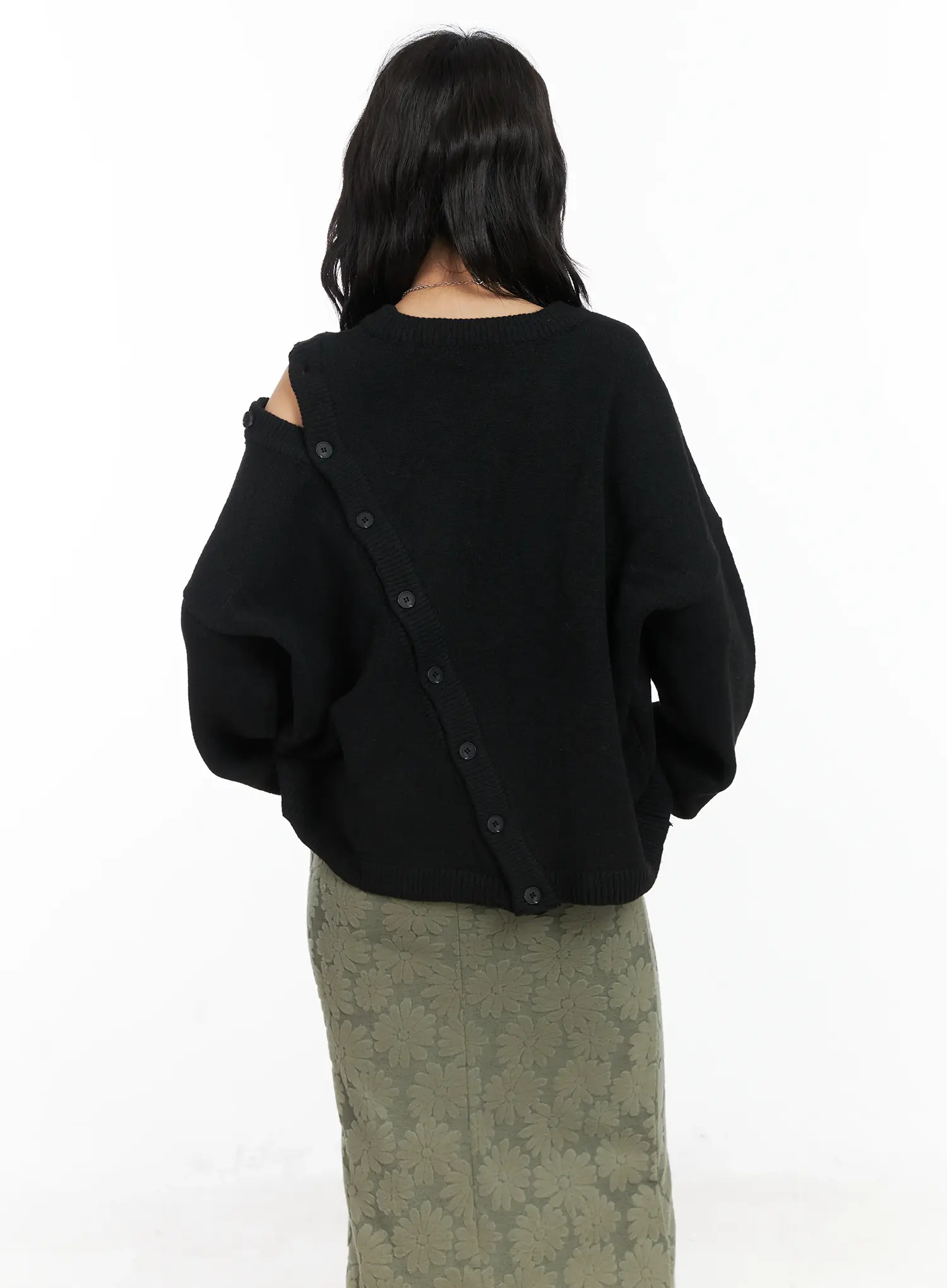 Loose Buttoned Knit Sweater CN528 - Image 9
