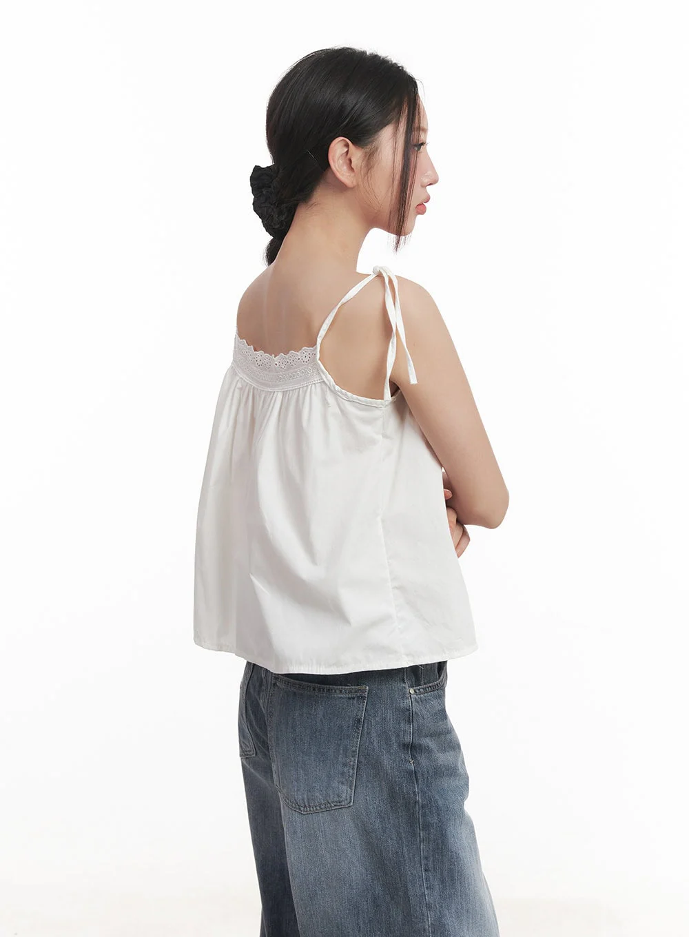 Loose-Fit Lace Trim Cami CM528 - Image 3