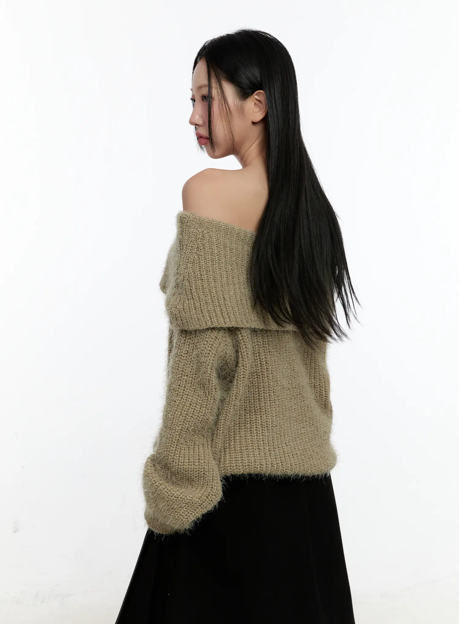 Loose Fit Off-Shoulder Knit Sweater CN505 - Image 7