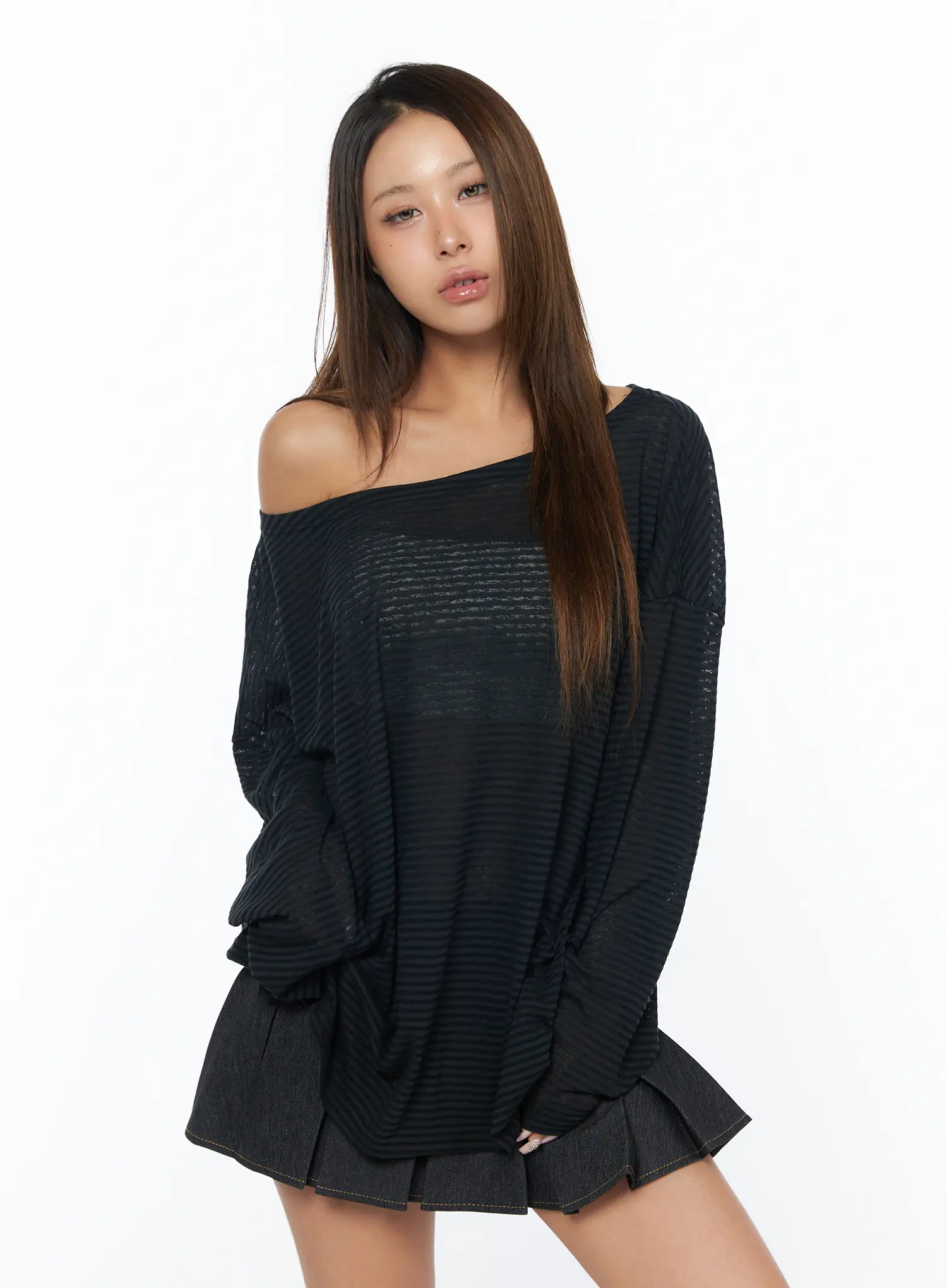 Loose Fit Striped Off-Shoulder Long Sleeve Tee CA517 - Image 10