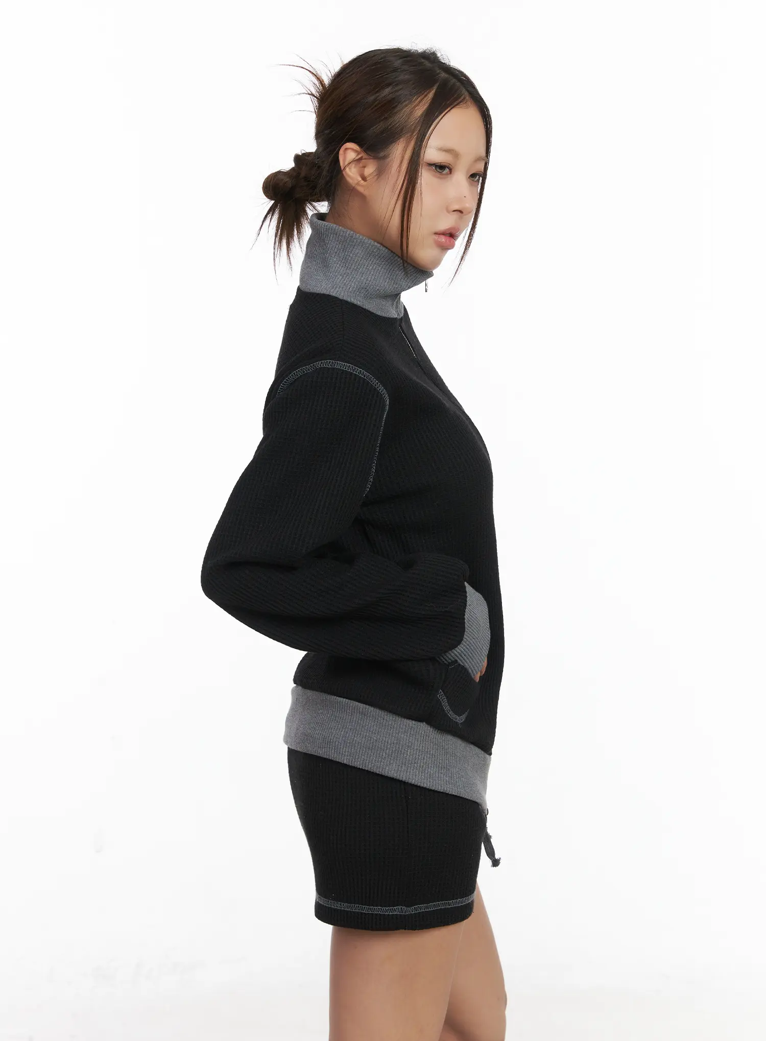 Loose Fit Two-Tone Waffle Zip-Up CJ512 - Image 5