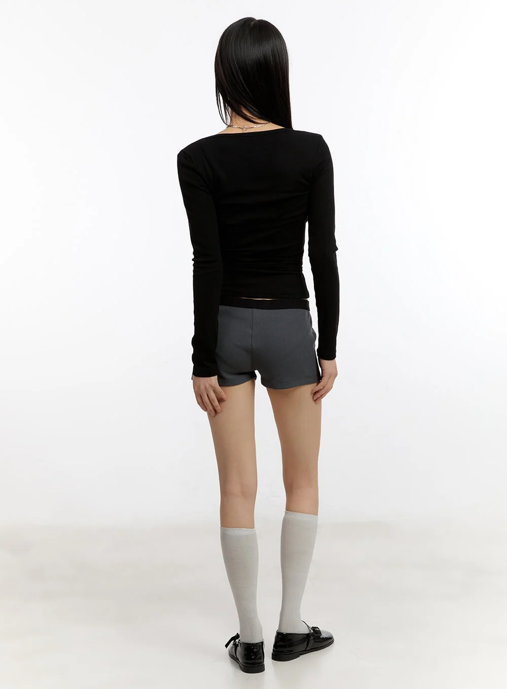 Low-Rise Buttoned Cotton Shorts CA508 - Image 4
