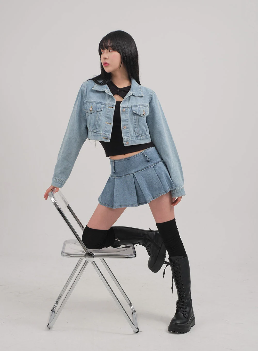 Low Rise Pleated Denim Mini Skirt C0302 - Image 11