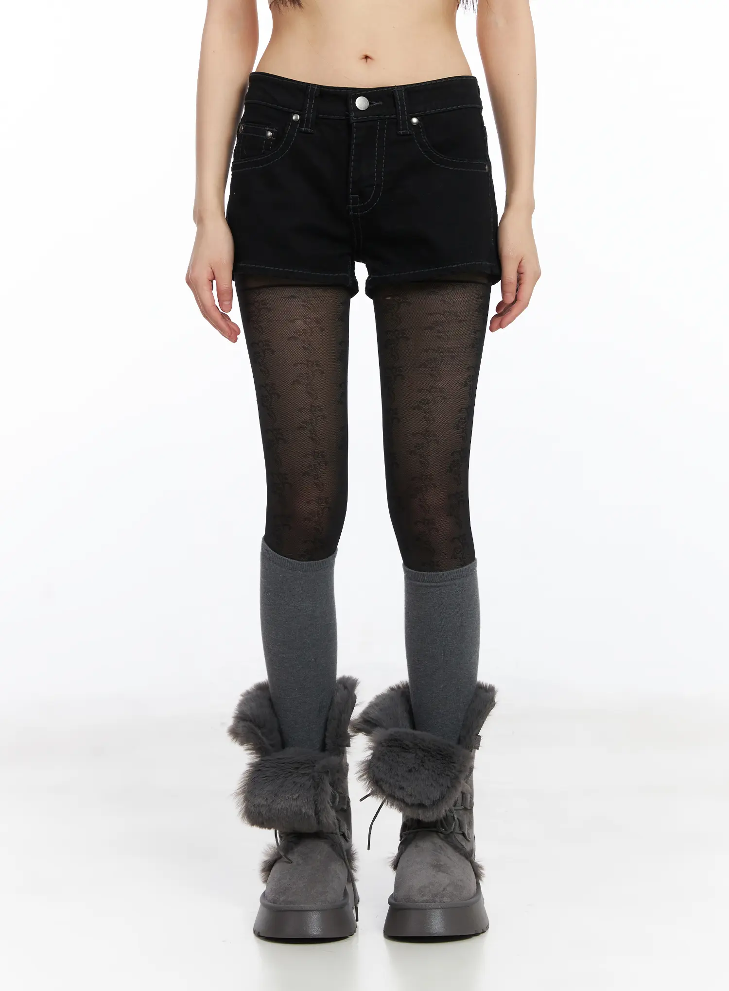 Low-Rise Short Pants CD519 - Image 11