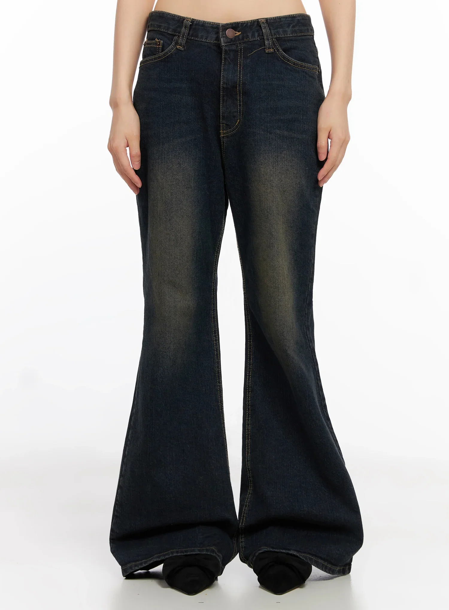 Lyanna Vintage Wash Bootcut Jeans IN503