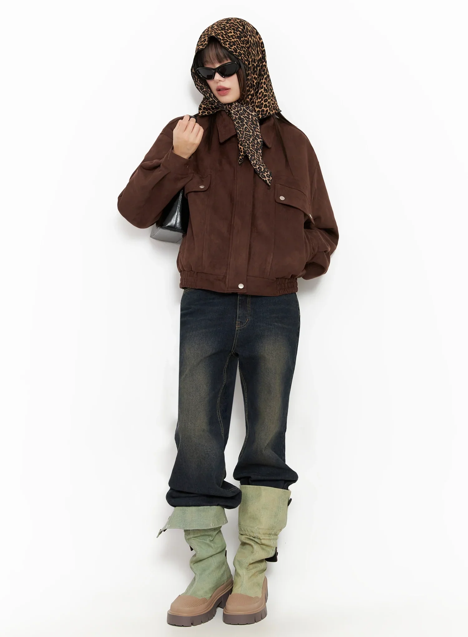 Lyanna Vintage Wash Bootcut Jeans IN503 - Image 14