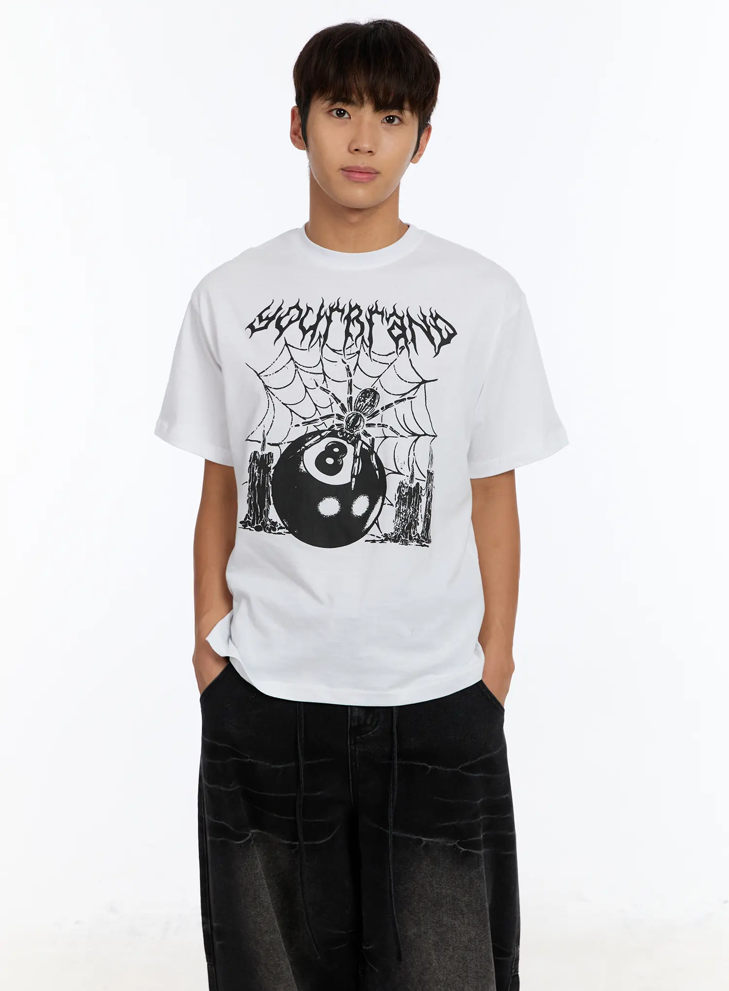 Men's 8-Ball Spider Graphic T-Shirt IM530