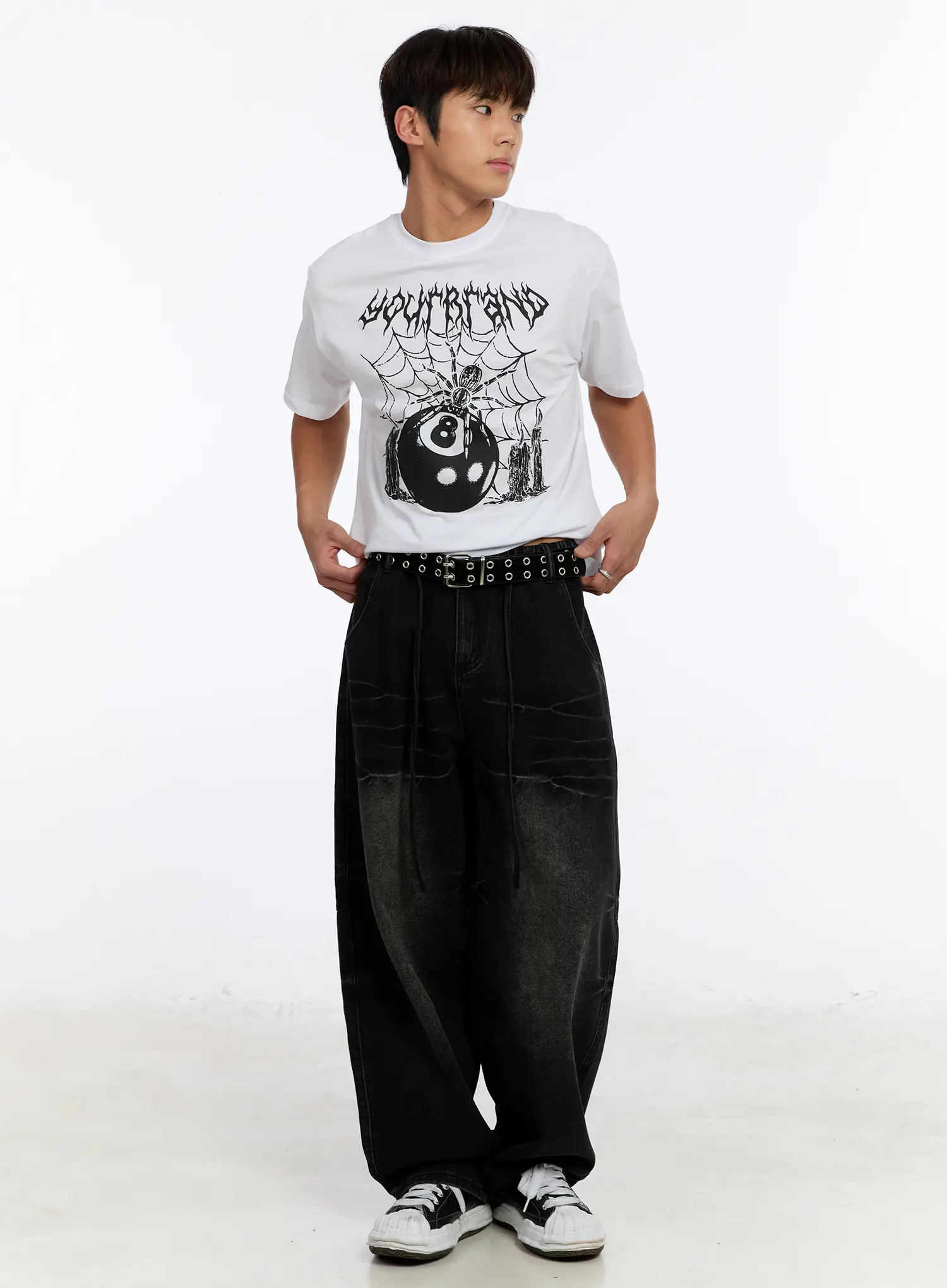 Men's 8-Ball Spider Graphic T-Shirt IM530 - Image 2