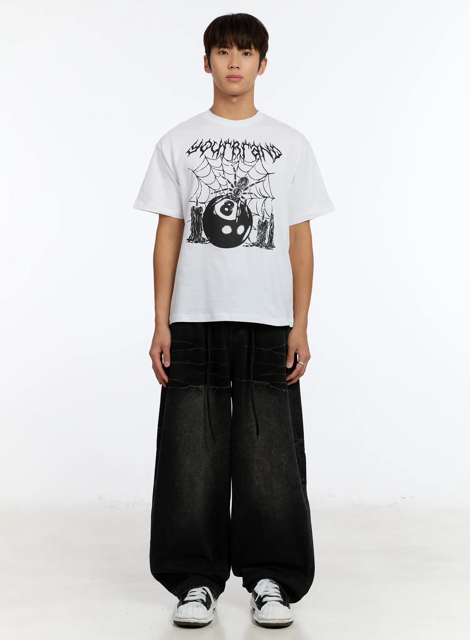 Men's 8-Ball Spider Graphic T-Shirt IM530 - Image 4
