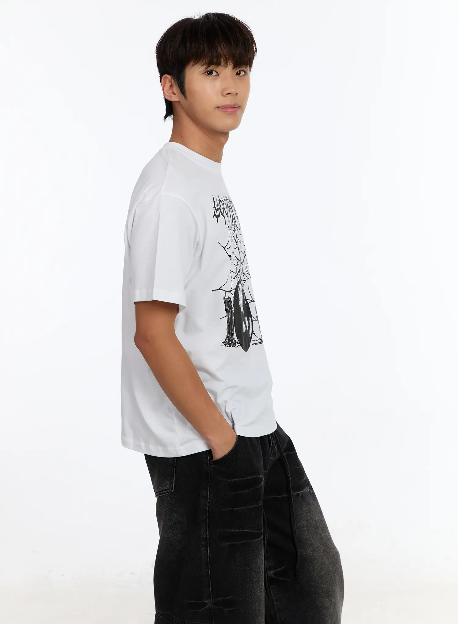 Men's 8-Ball Spider Graphic T-Shirt IM530 - Image 7