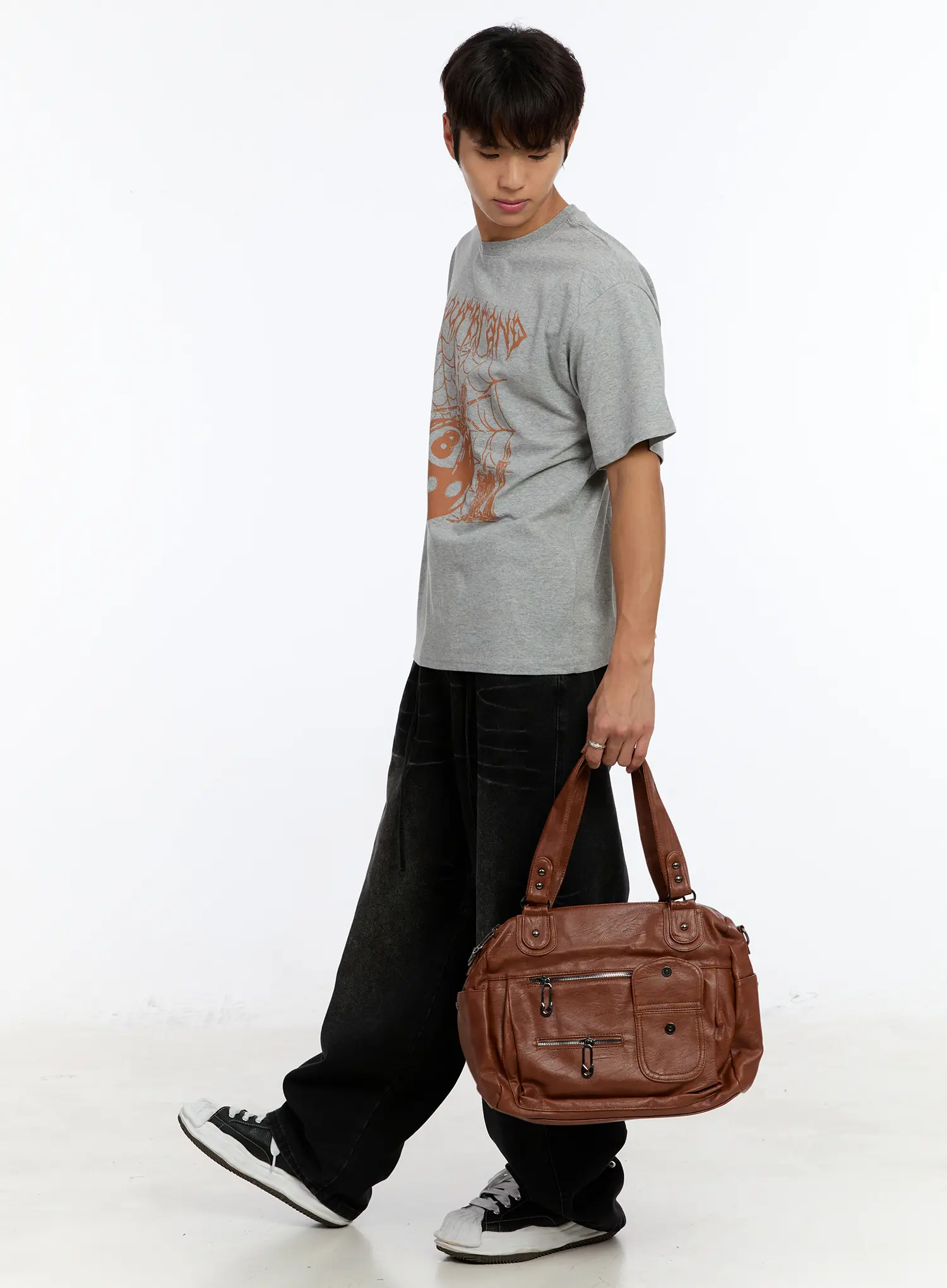 Men's 8-Ball Spider Graphic T-Shirt IM530 - Image 8