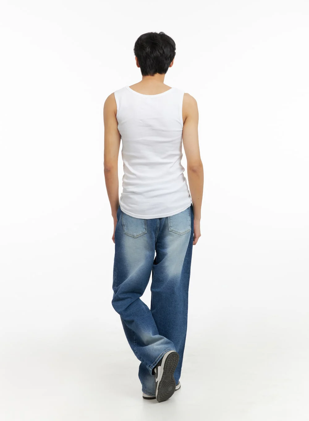 Men's Basic U Neck Tank Top IA402 - Image 6